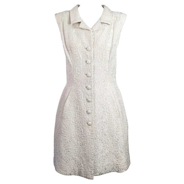 Vestido en forma de campana de cloque de seda marfil Eisa