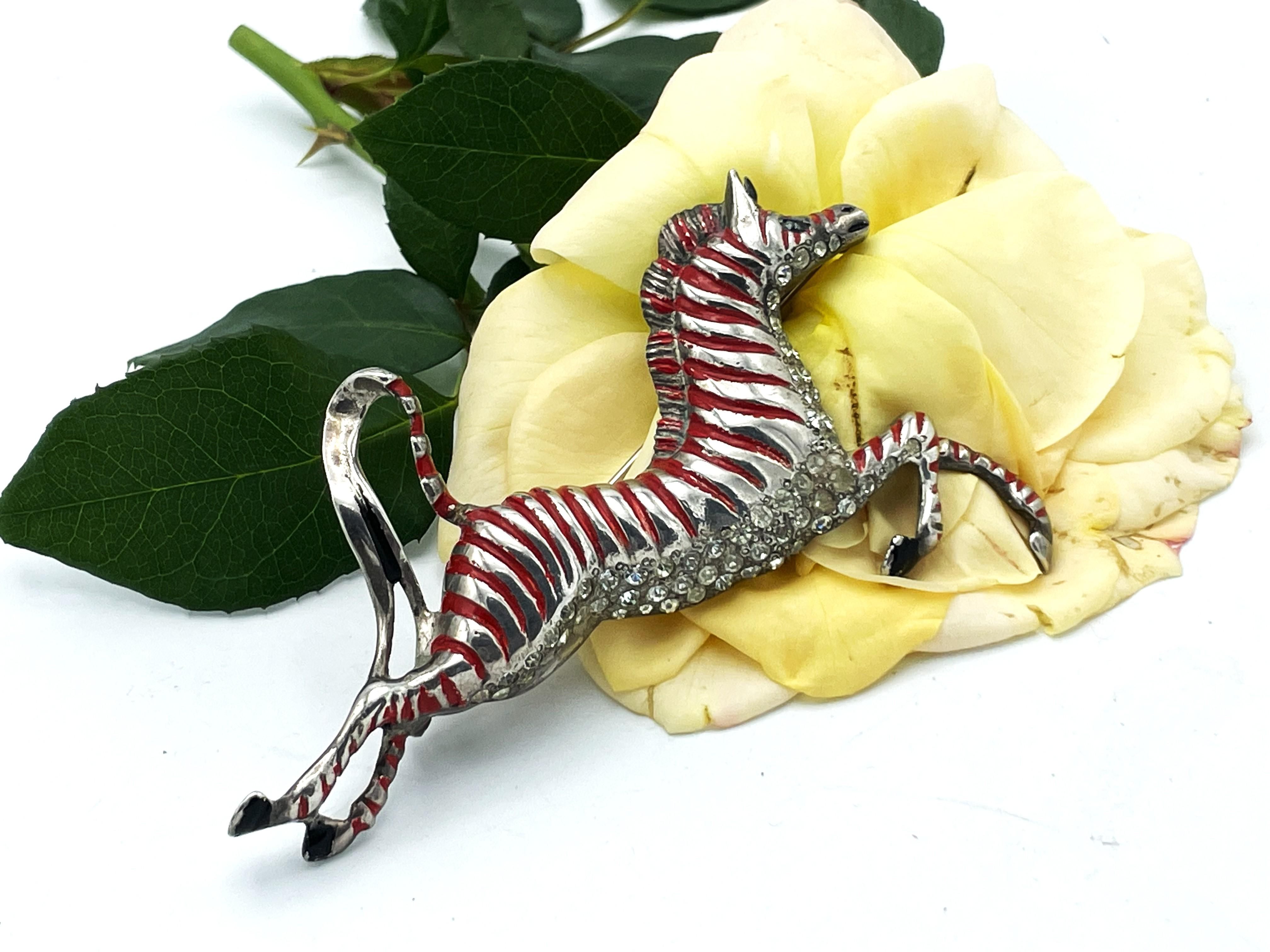 Broche d'origine Eisenberg, zébrée à la queue flottante en argent sterling, design 1944 en vente 6