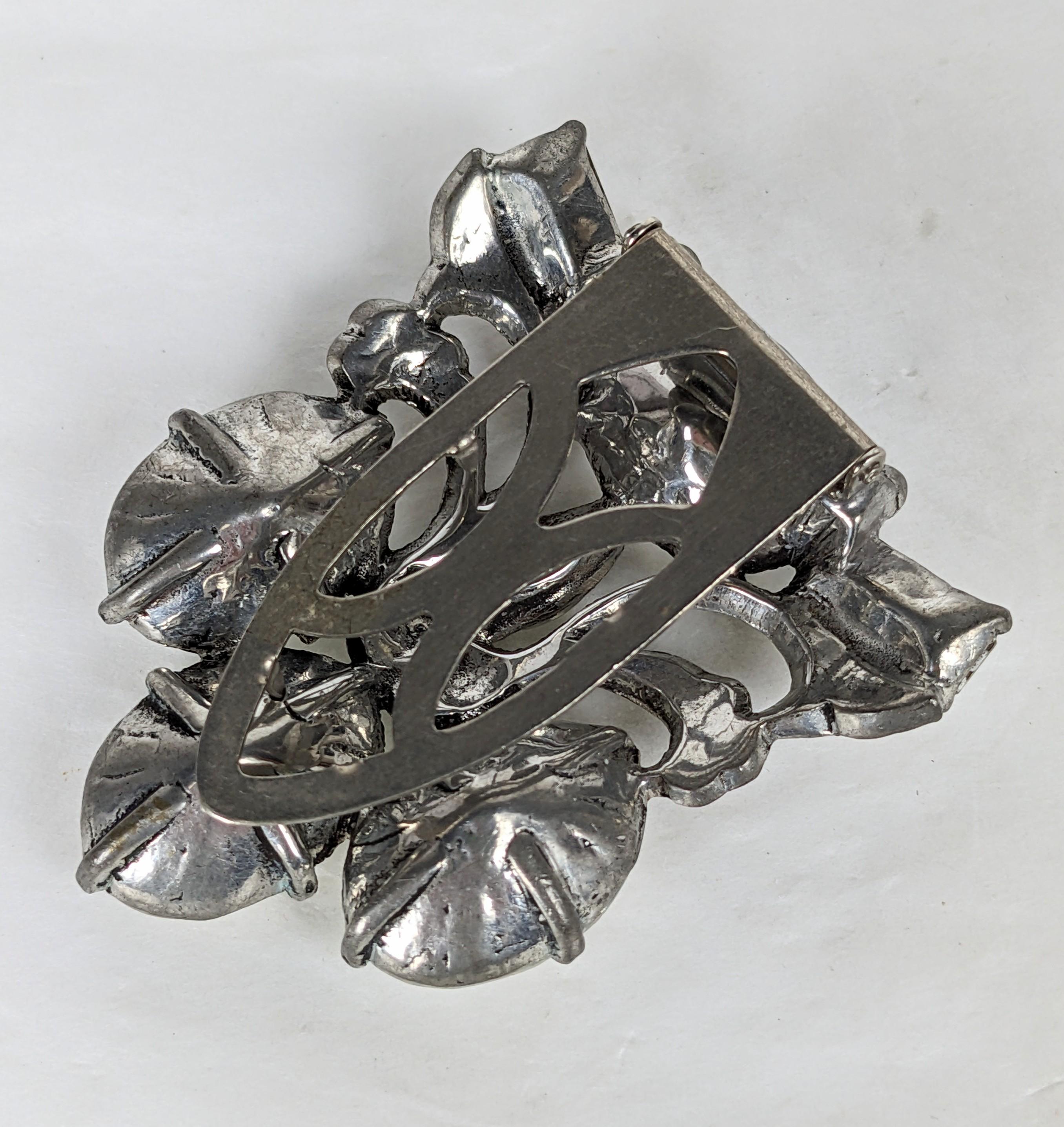 Eisenberg Clip de robe en cristal ovale Unisexe en vente