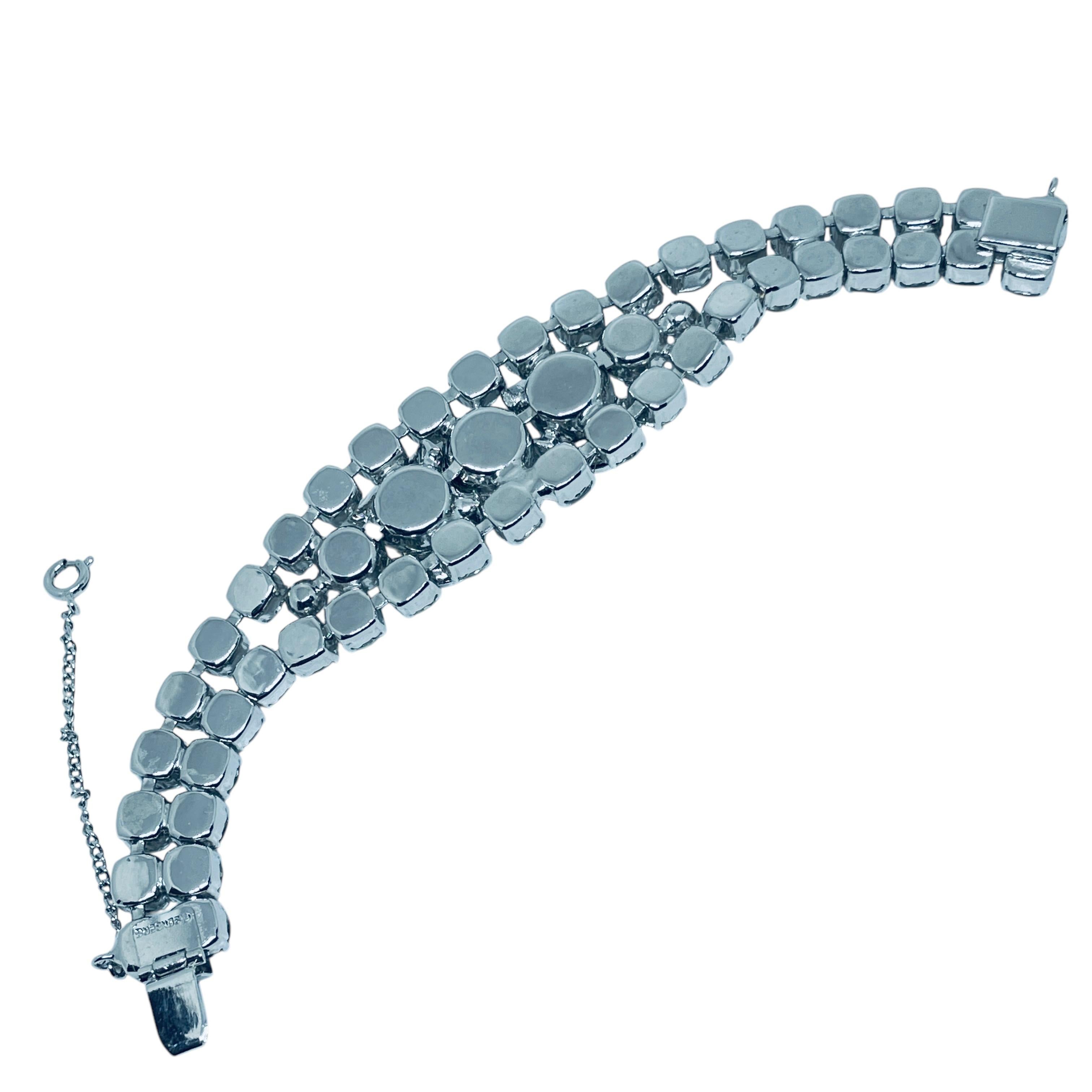 Bracciale firmato EISENBERG con strass d'epoca in tonalità argento in vendita 2