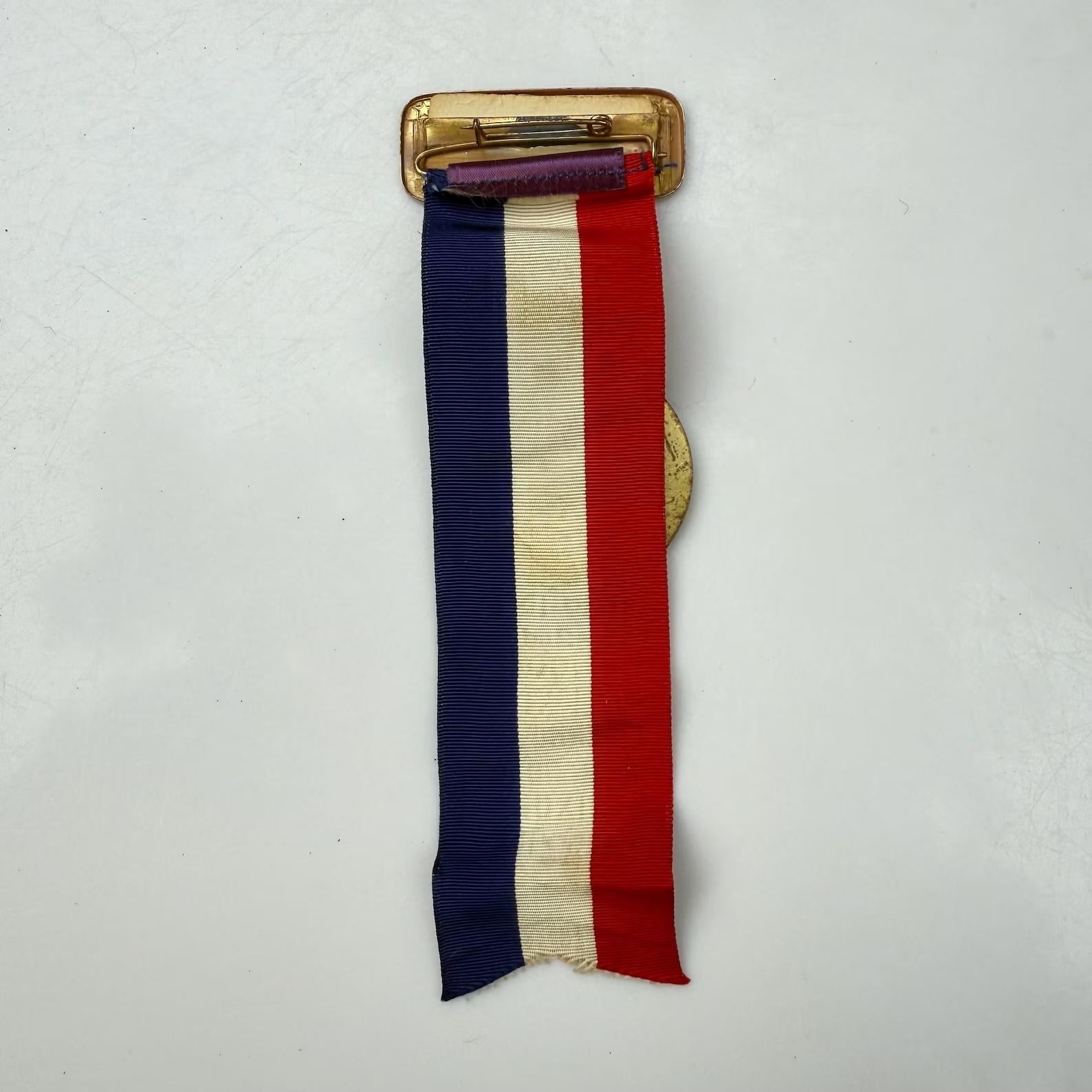 American Colonial Eisenhower Nixon 42nd Inaugural Ball Medal Ribbon Pin Committee Member 1950s USA For Sale