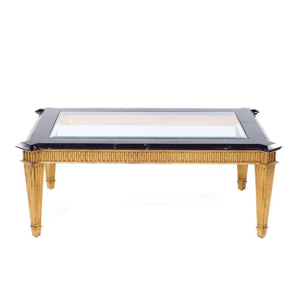 EJ Victor Couchtisch aus Giltwood und Glas im Zustand „Gut“ im Angebot in Countryside, IL