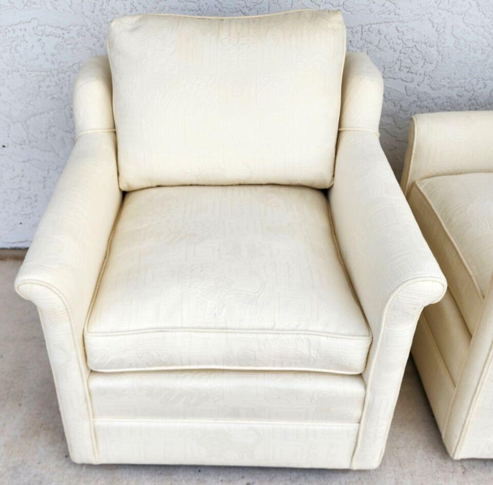 EJ Victor Style Lounge Chairs Pair For Sale 3