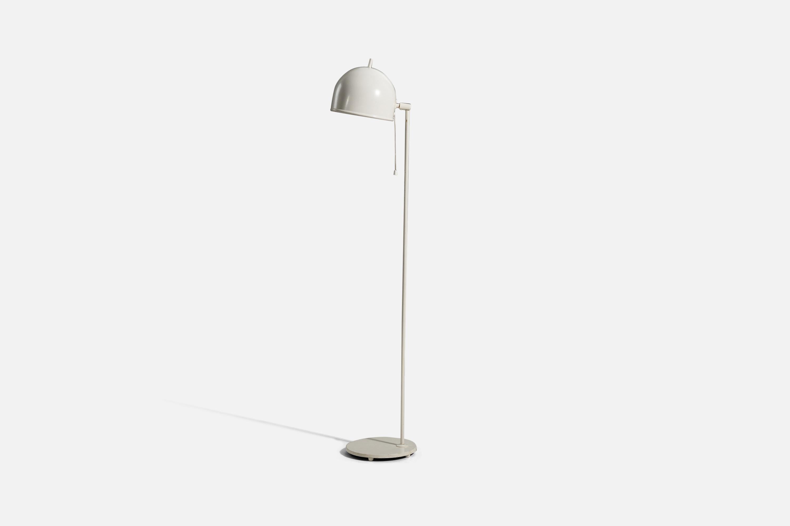 An adjustable white-lacquered metal floor lamp designed by Eje Ahlgren and produced by Bergboms, Sweden, c. 1970s. 
 