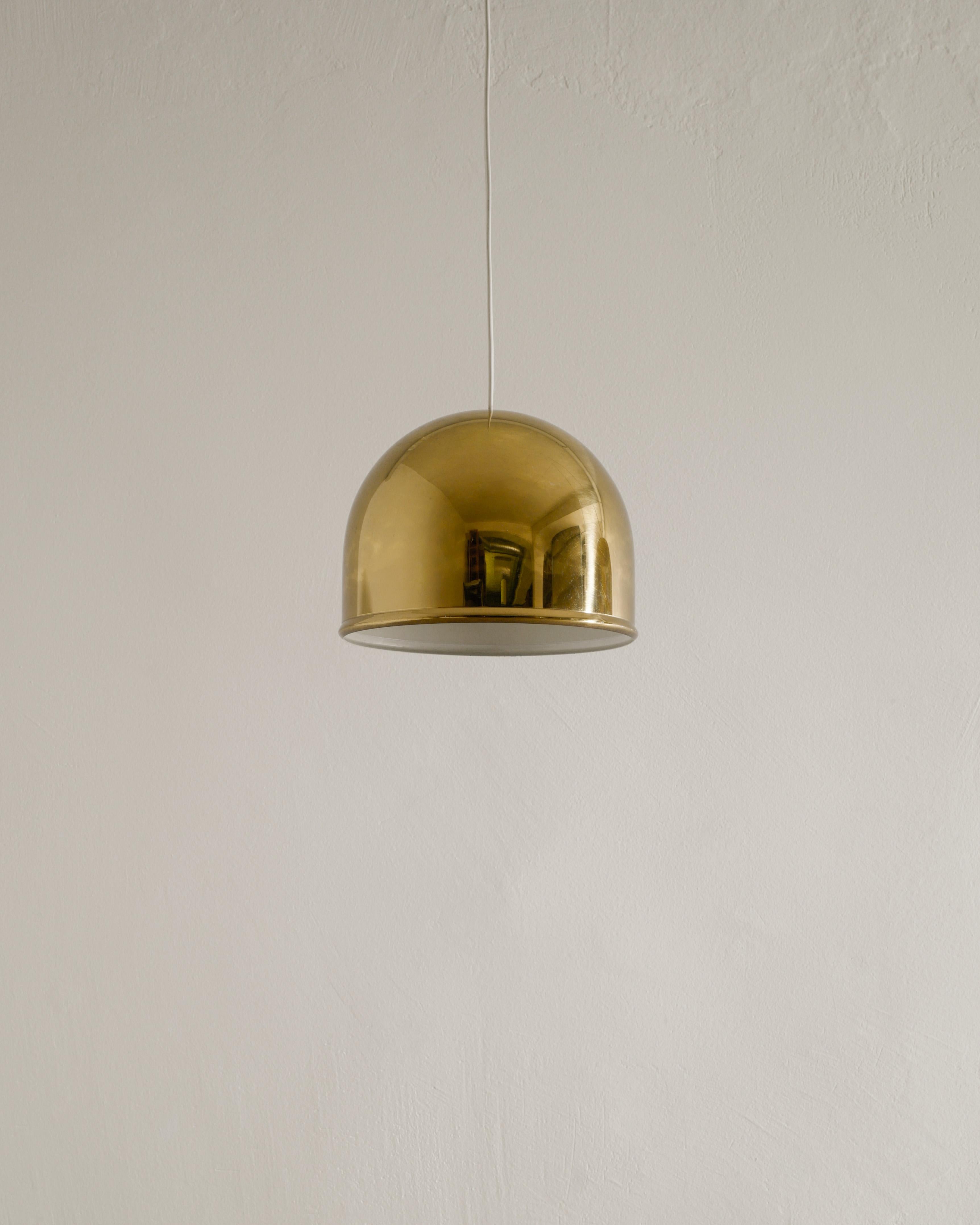 Svedese Lampade a sospensione da soffitto in ottone di Eje Ahlgren prodotte da Bergboms, Svezia anni '60 in vendita