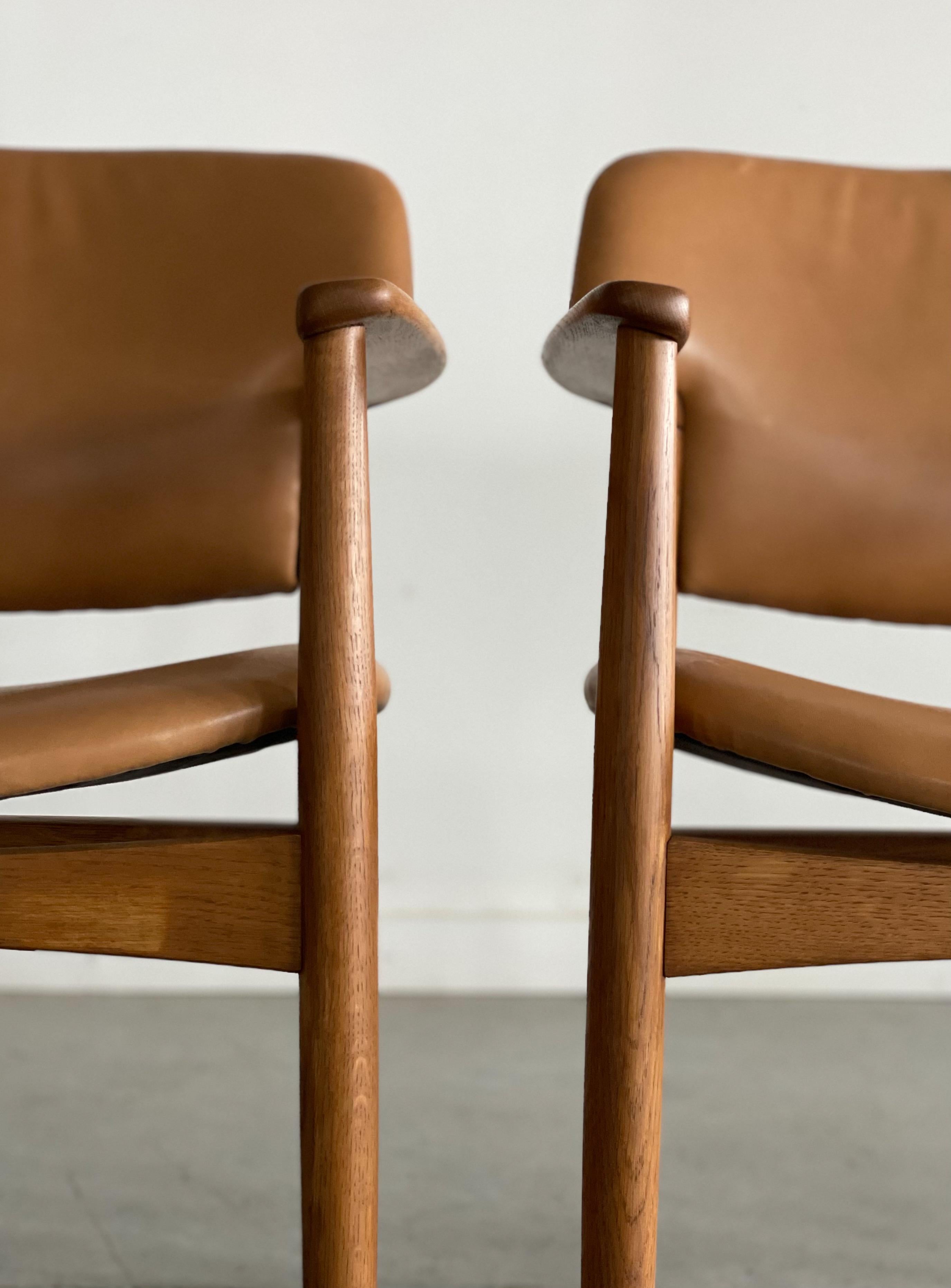 Poltrone Madsen di Ejnar Hansen & Axel Larsen in Oak per Fritz Hansen in vendita 5