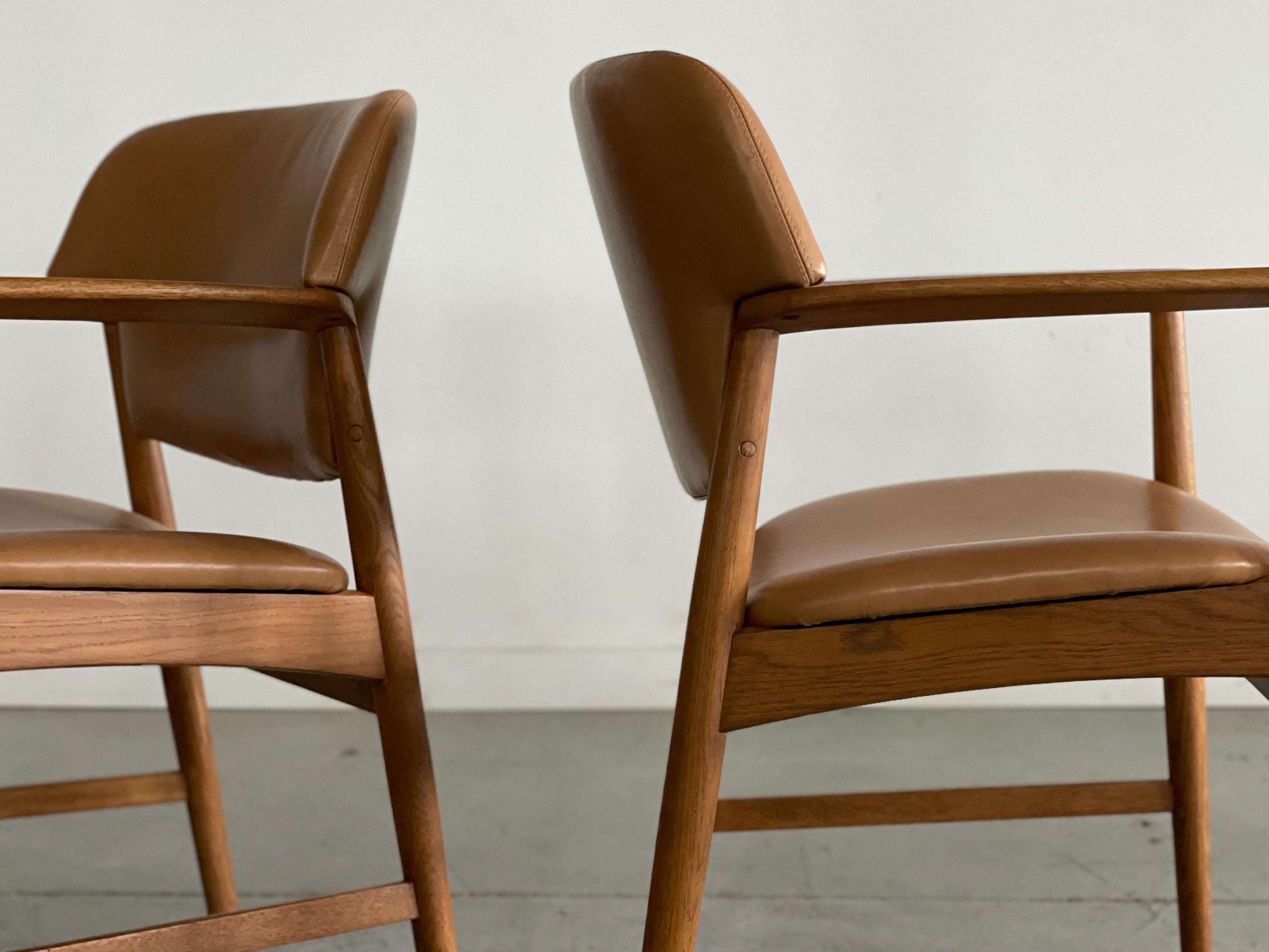 Poltrone Madsen di Ejnar Hansen & Axel Larsen in Oak per Fritz Hansen in vendita 6