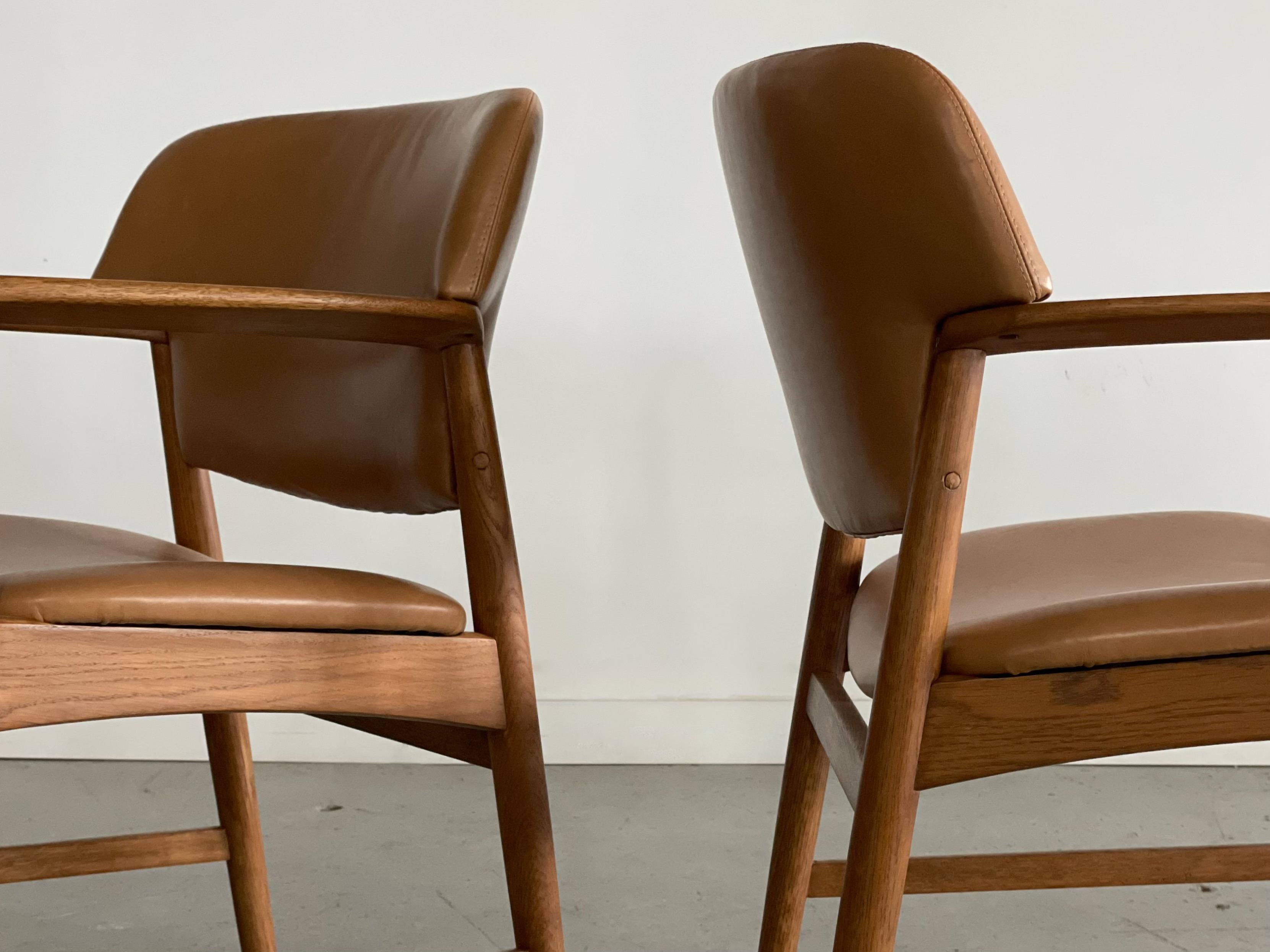 Europeo Poltrone Madsen di Ejnar Hansen & Axel Larsen in Oak per Fritz Hansen in vendita