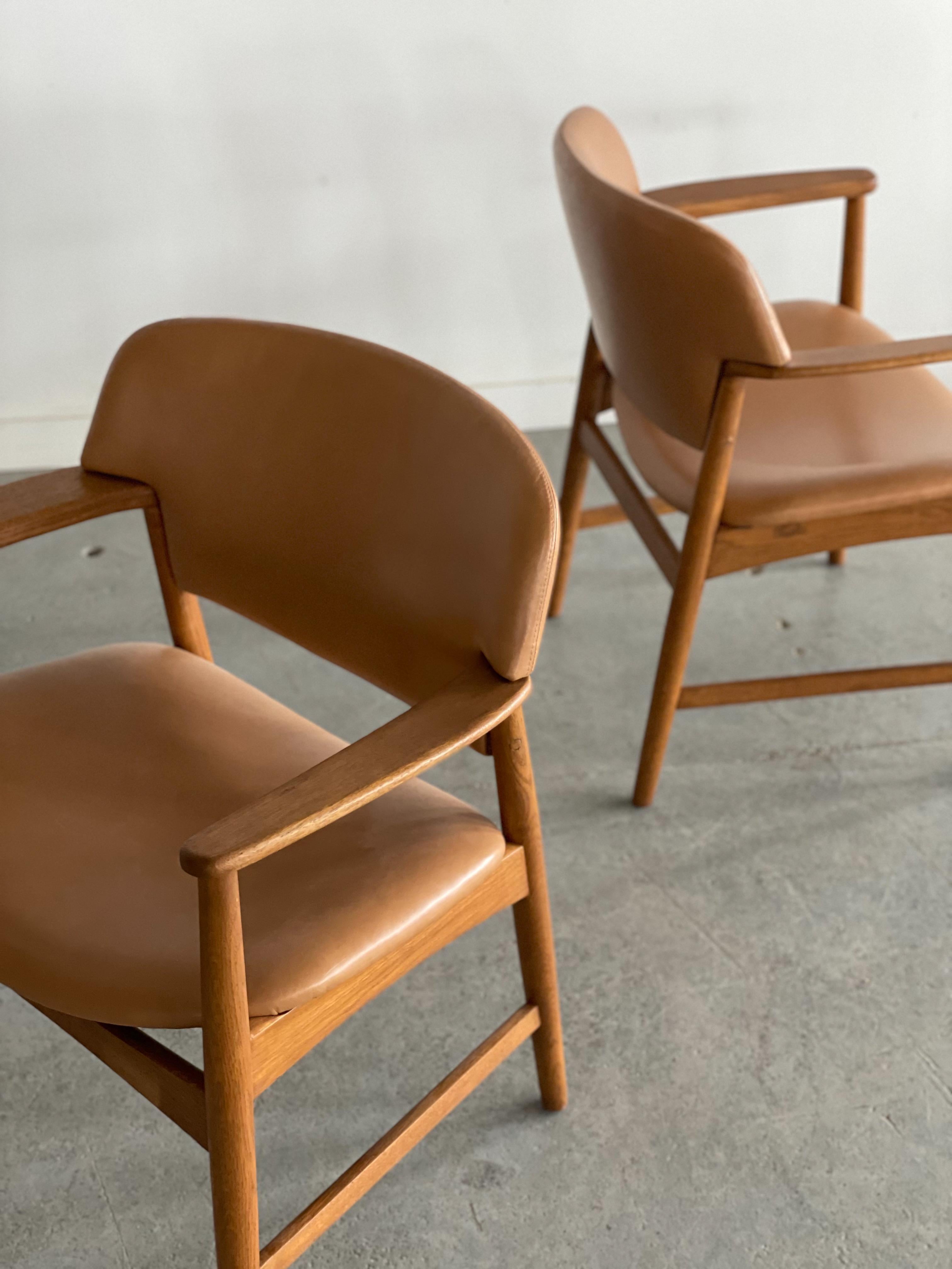 Poltrone Madsen di Ejnar Hansen & Axel Larsen in Oak per Fritz Hansen in vendita 2