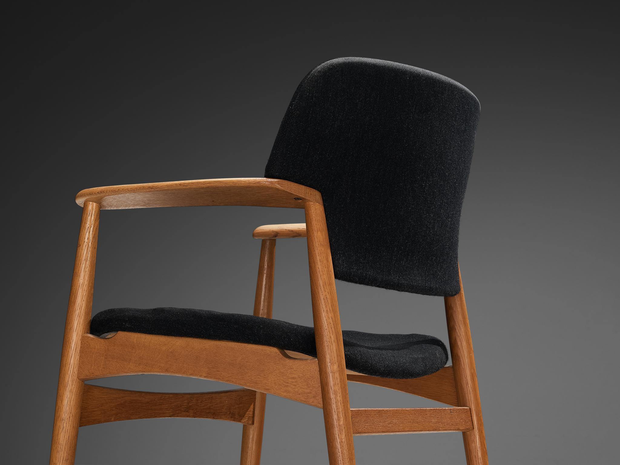 Metà XX secolo Poltrona Ejnar Larsen & Axel Larsen per Fritz Hansen in Oak in vendita
