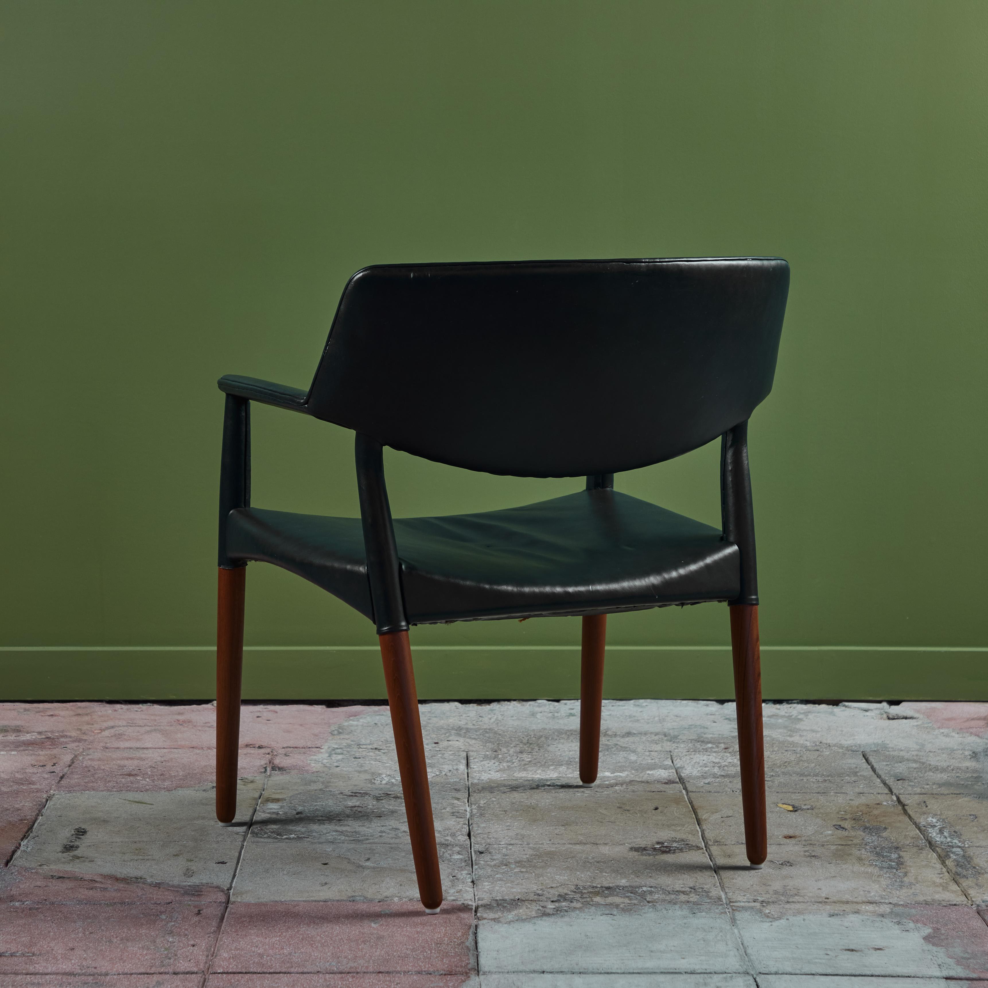 Ejner Larsen & Aksel Bender Madsen Leather Wrapped Teak Chair for Willy Beck For Sale 1