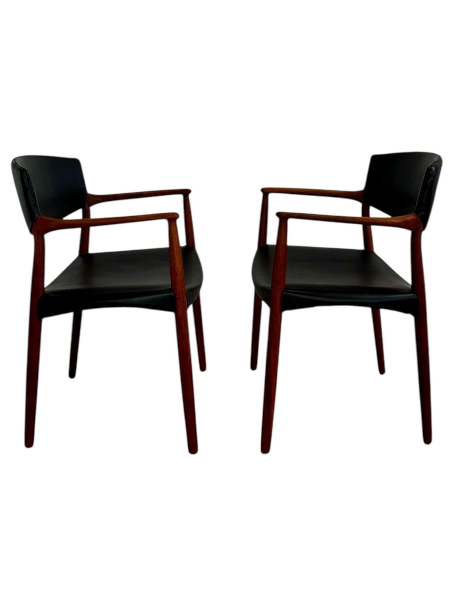 Mid-Century Modern Ejner Larsen & Aksel Bender Madsen Teak Captain Chairs, 1950 For Sale