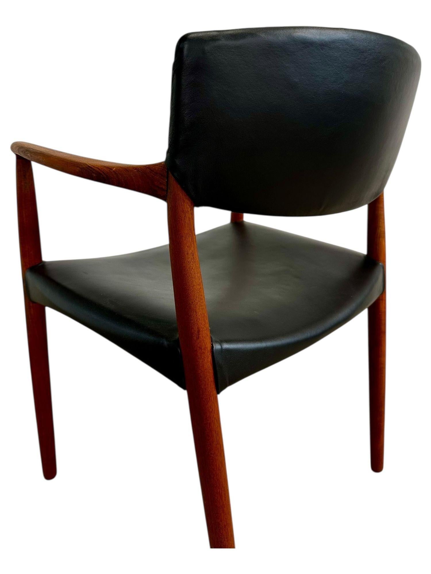 Mid-20th Century Ejner Larsen & Aksel Bender Madsen Teak Captain Chairs, 1950 For Sale