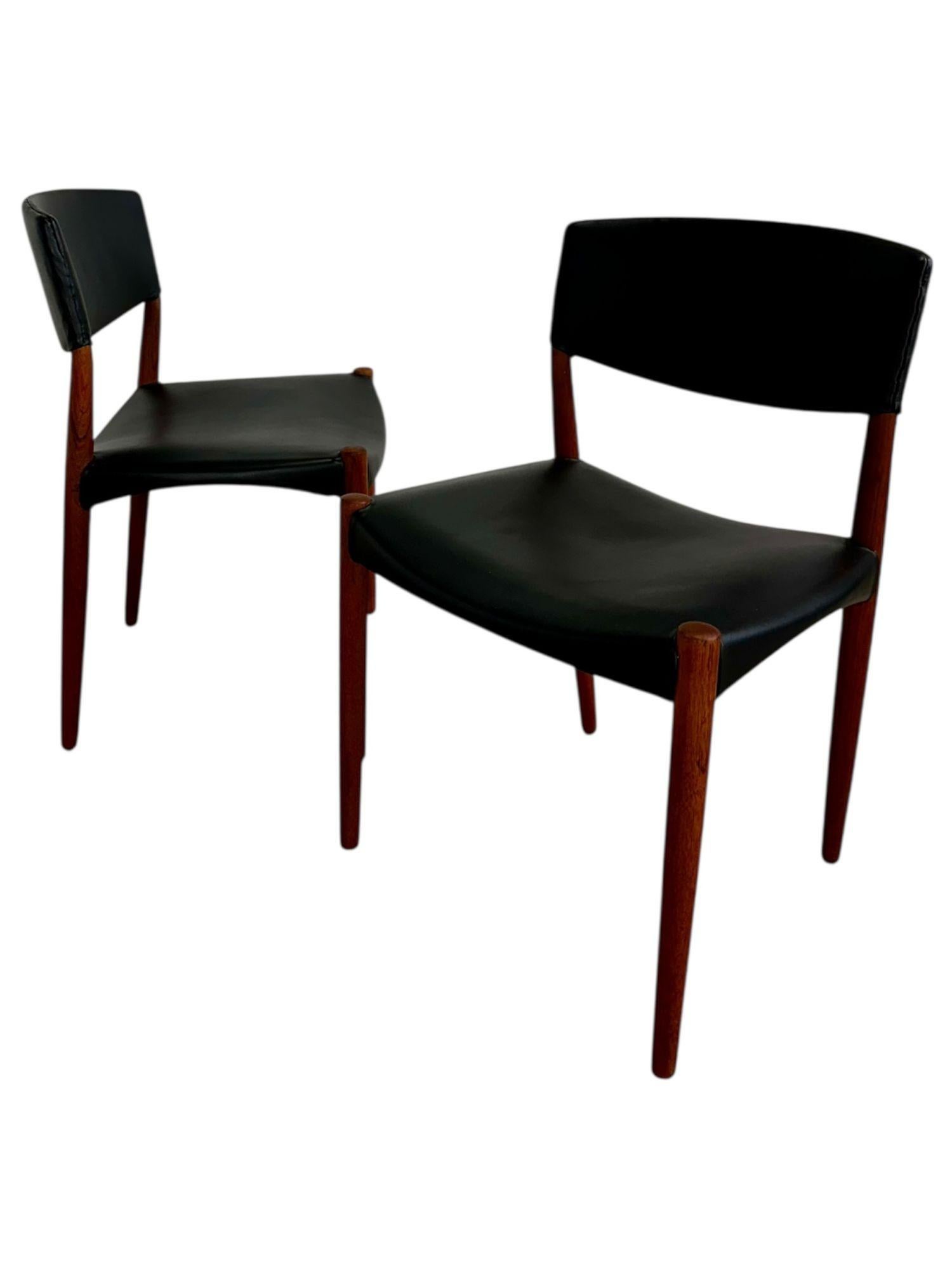Mid-Century Modern Ejner Larsen & Aksel Bender Madsen Teak Side Dining Chairs for Willy Beck, 1950 For Sale