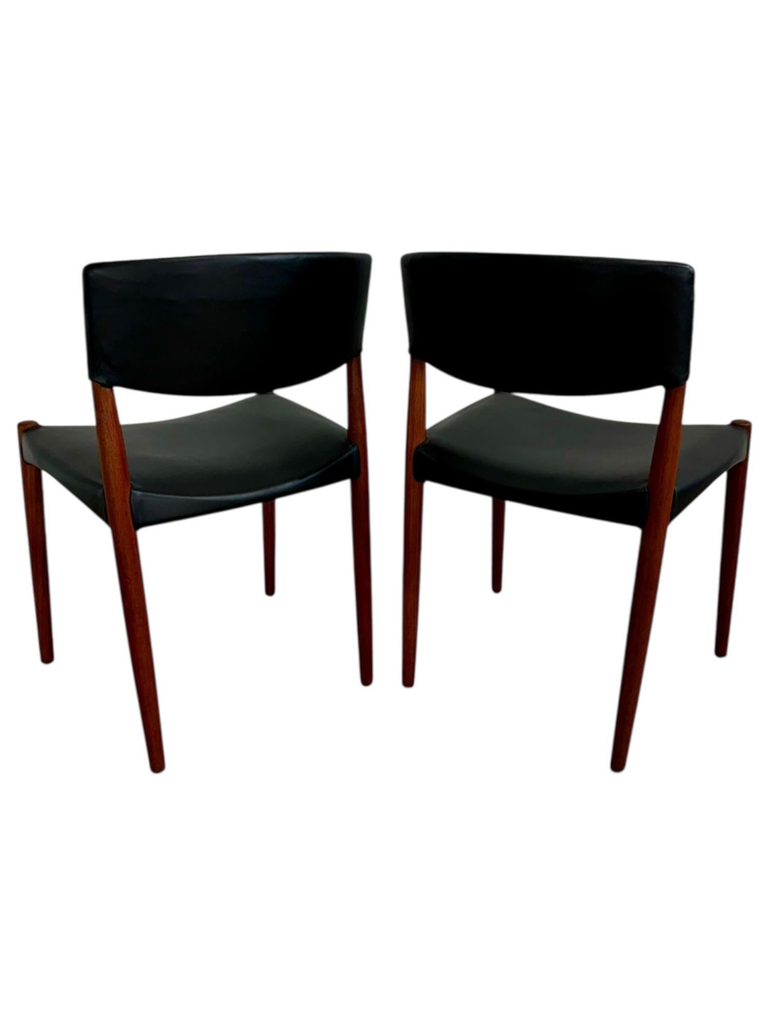 Danish Ejner Larsen & Aksel Bender Madsen Teak Side Dining Chairs for Willy Beck, 1950 For Sale