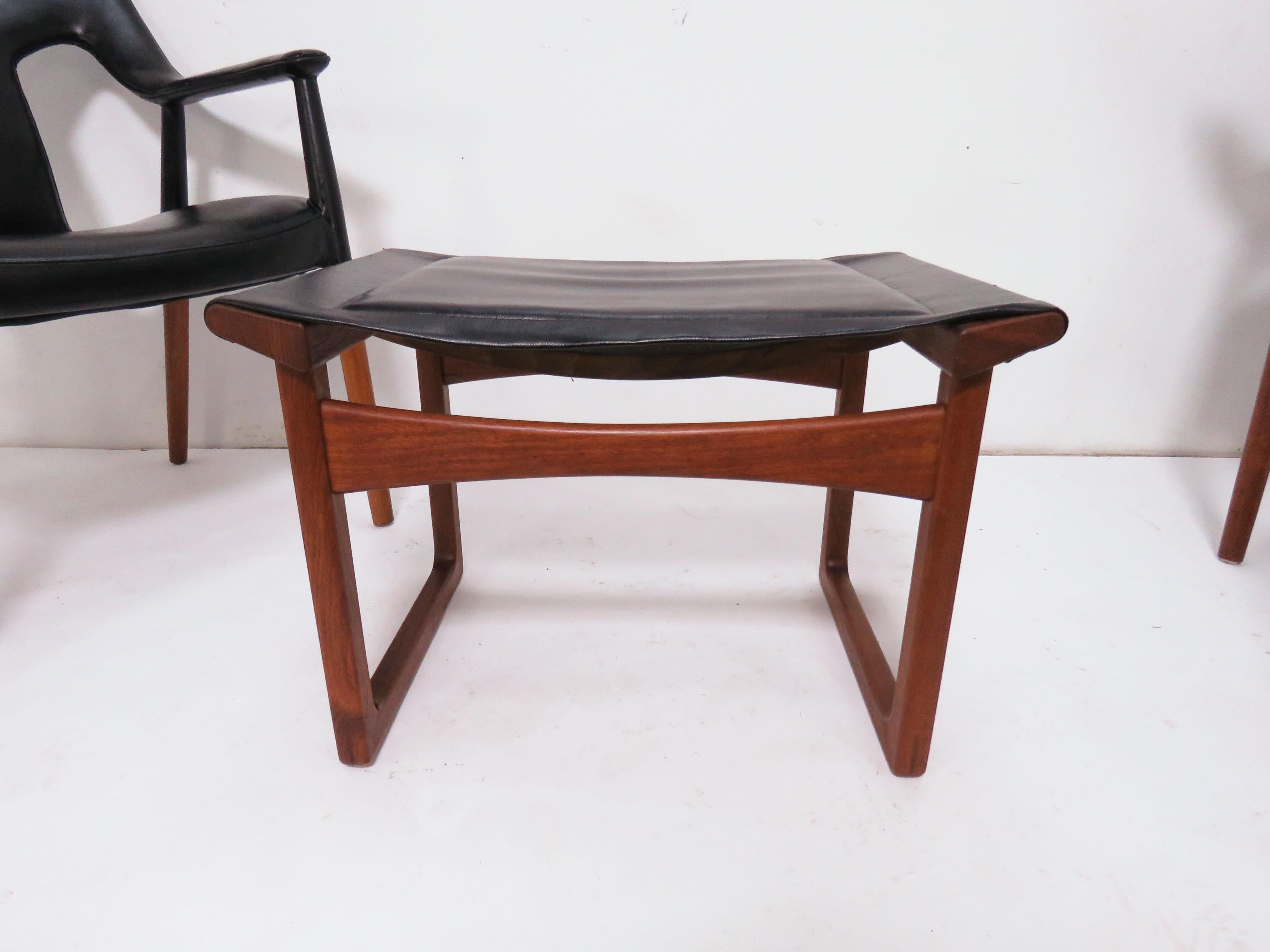 Ejner Larsen and A. Bender Madsen Danish Teak Lounge Chair and Ottoman Set For Sale 10