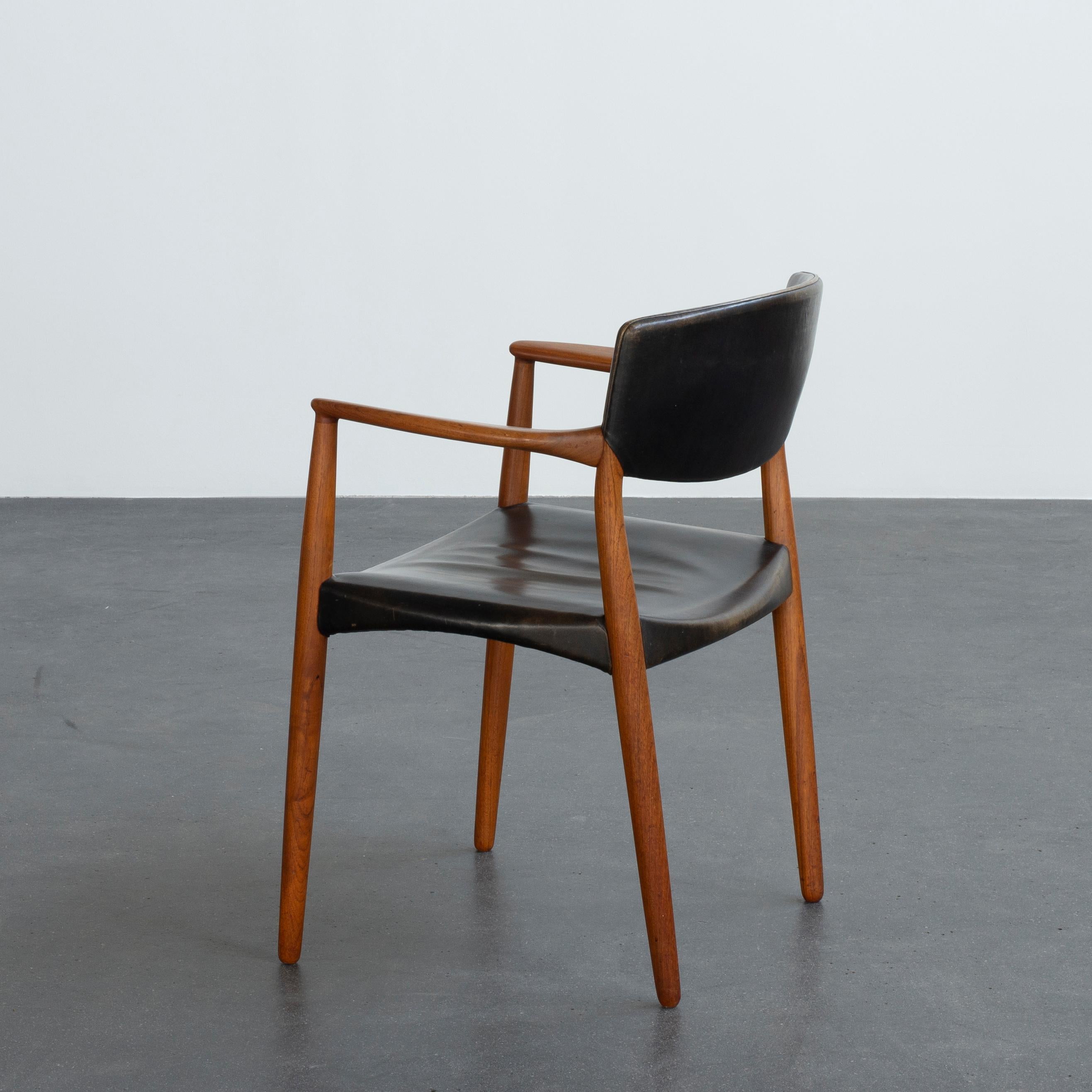 Danish Ejner Larsen and Aksel Bender Madsen Armchair for Willy Beck For Sale