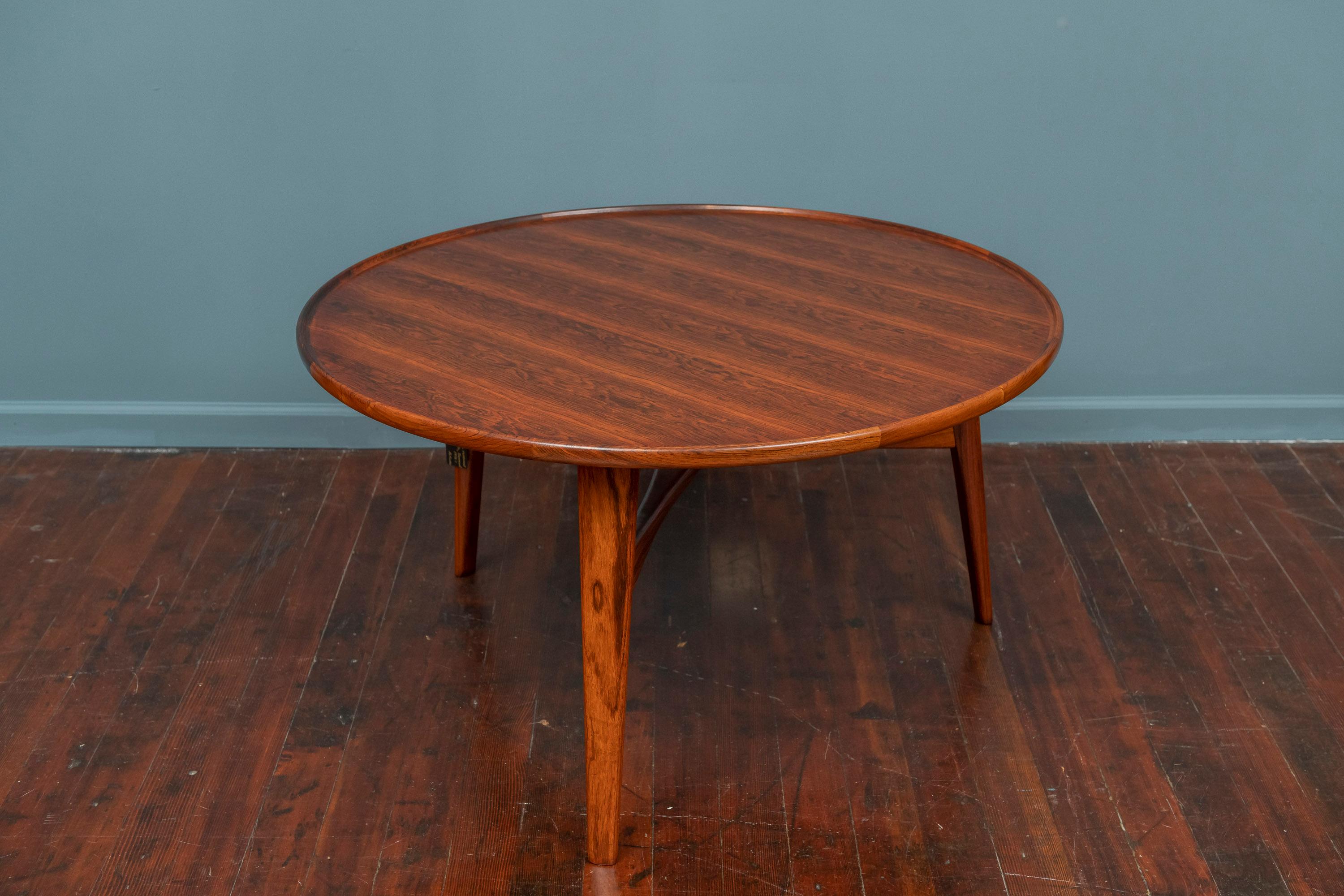 Ejner Larsen and Askel Bender Madsen coffee table for Willy Beck, Denmark. Perfectly refinished rosewood, labeled.