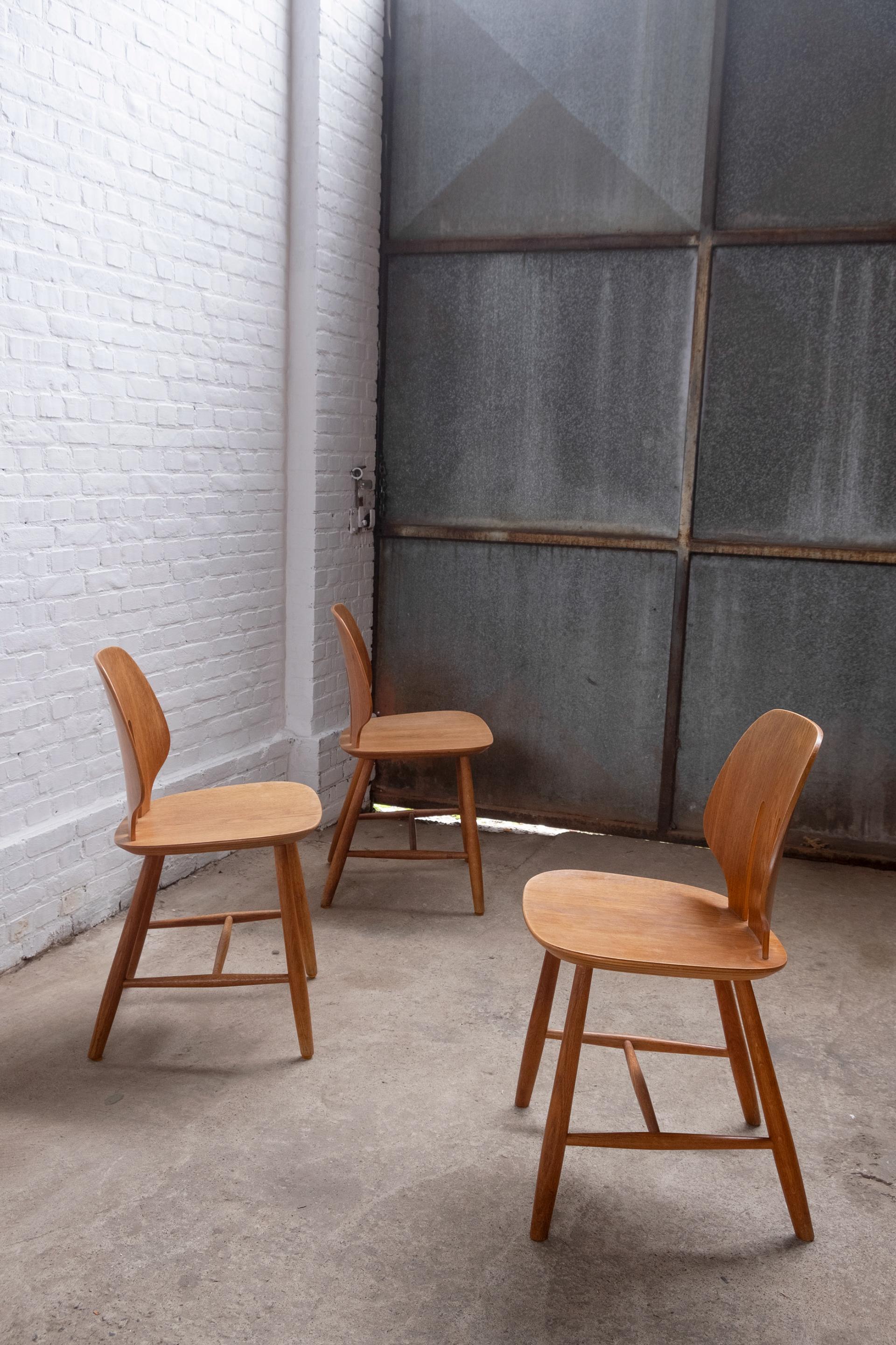 Ejvind A. Johansson J67 Dining Chairs for FBD In Good Condition For Sale In Balen, BE