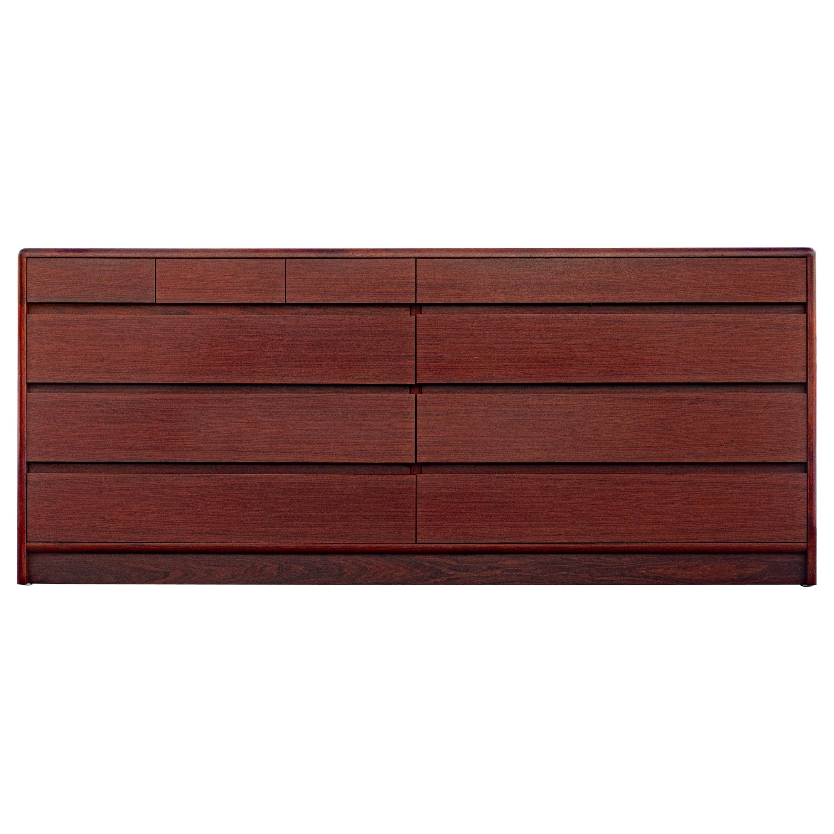 Ejvind A. Johansson Nordisk Andels-Eksport Rosewood 10-Drawer Dresser Denmark For Sale