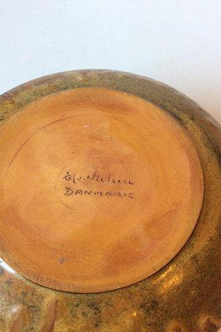 Ejving Nielsen stoneware bowl.

Measures: 18,5cm x 8cm.(7 1/2