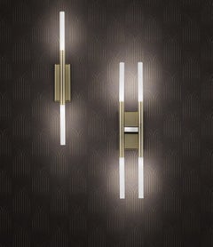 Eklè wall lamp brushed gold metal finish