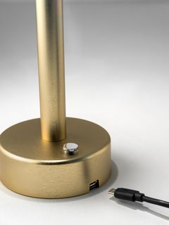 Eklè wireless table lamp