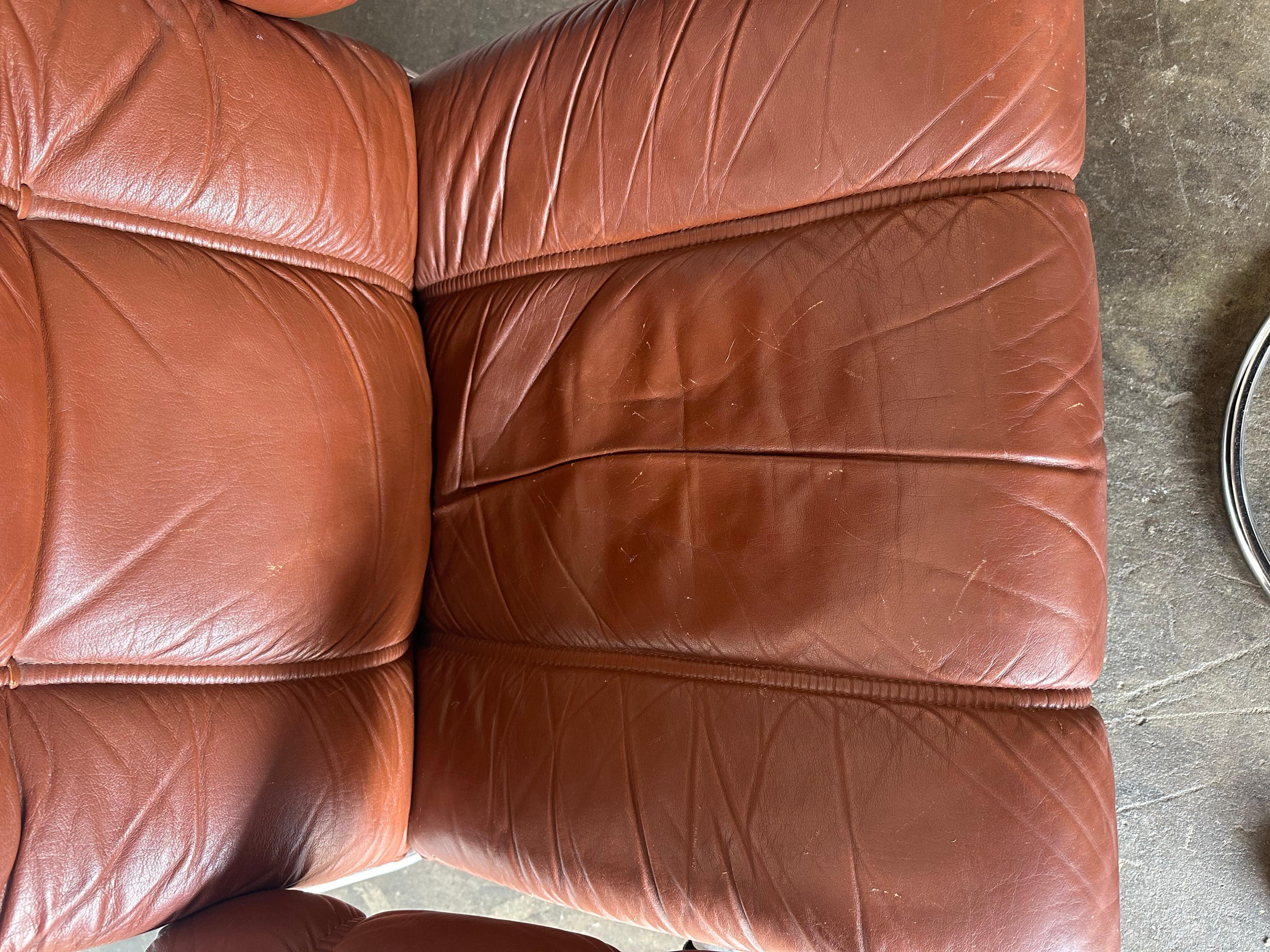 Ekornes Leather Stressless Lounge Chair and Ottoman in Burnt Orange For Sale 4