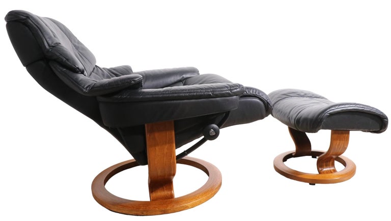 Ekornes Lounge Chair and Ottoman in Black Leather 7