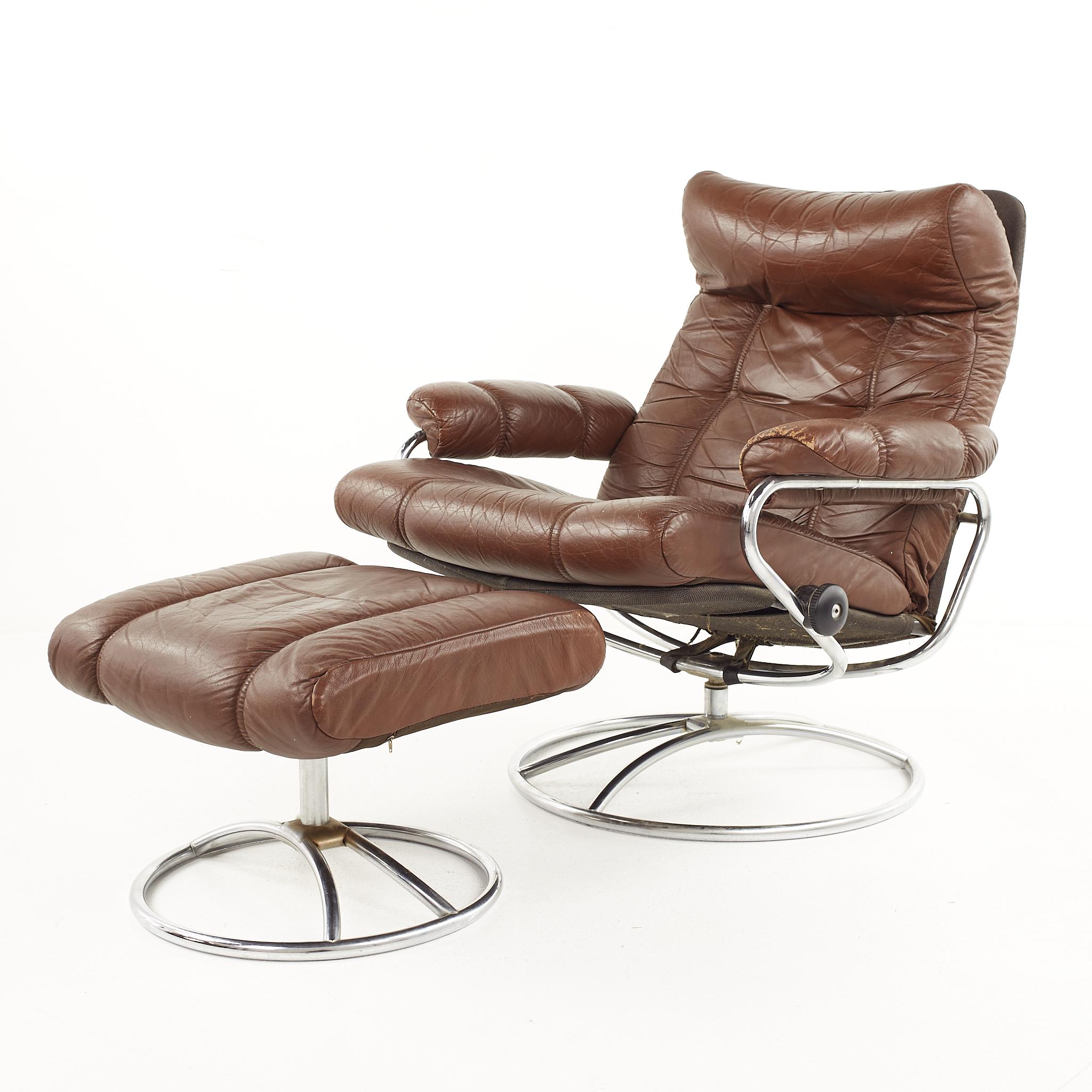 ekornes leather chair and ottoman