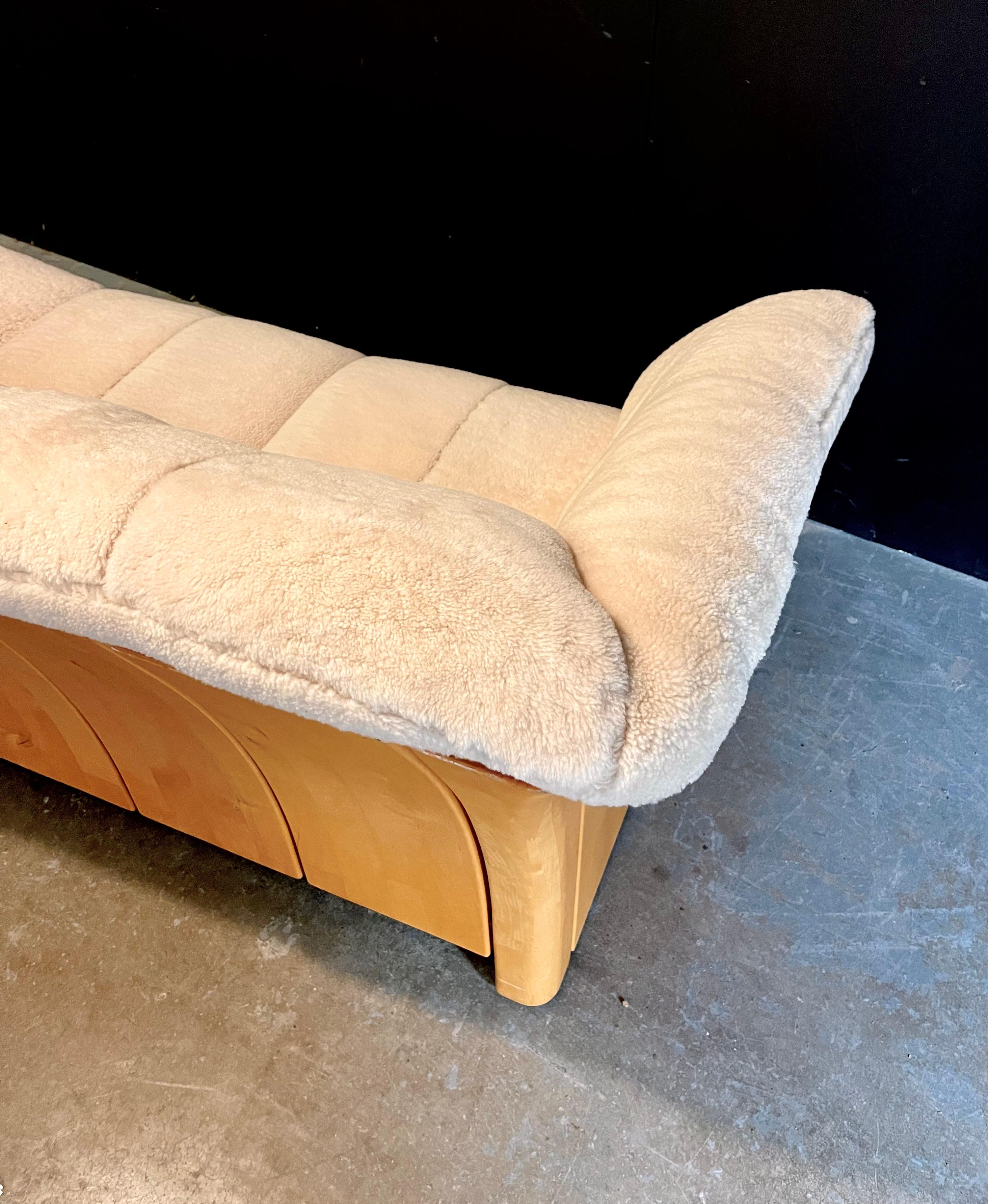 Ekornes Postmodern Sheepskin Sofa, Shearling, Scandinavian Art Deco Style For Sale 4