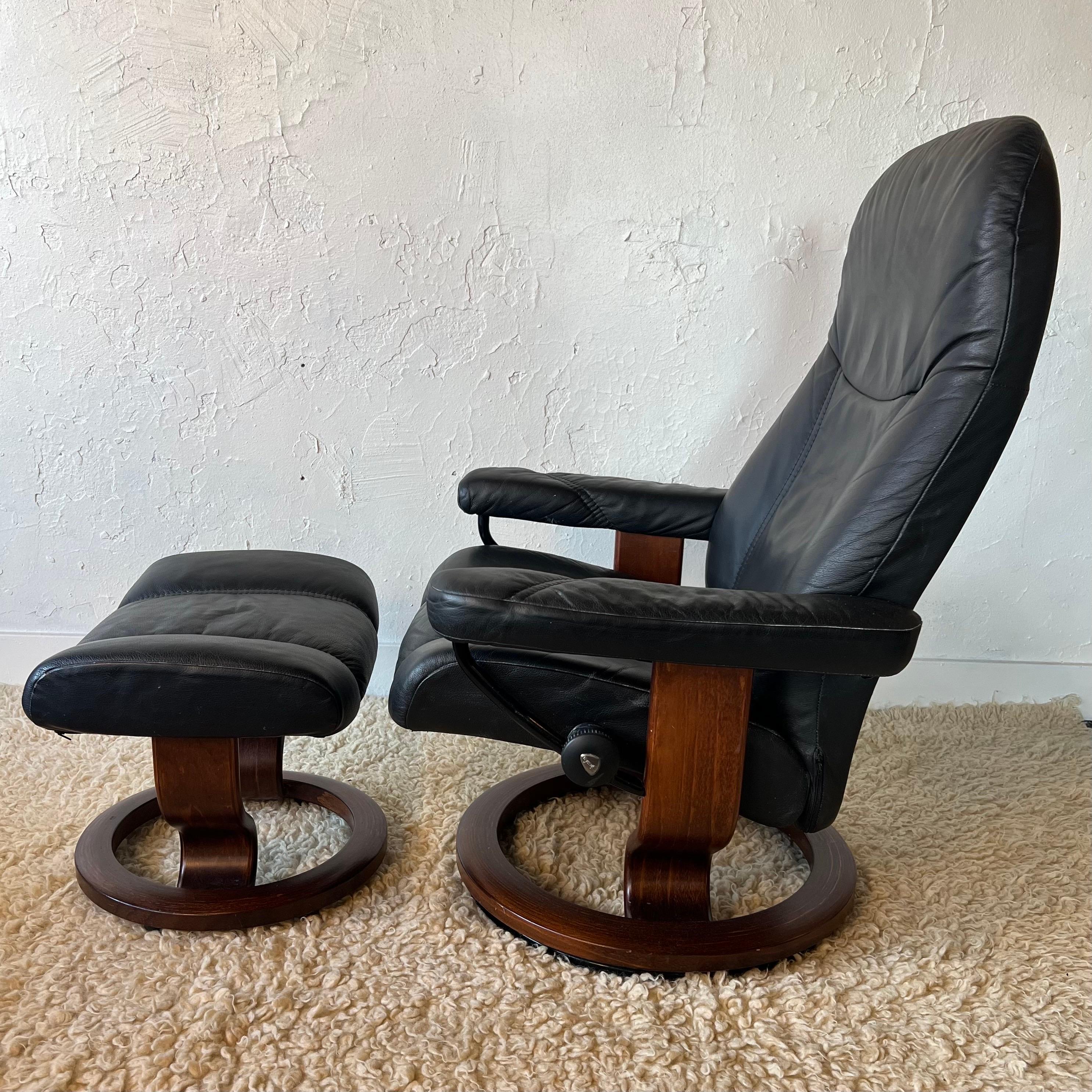 20th Century Ekornes  Stressless  adjustable black leather Lounge and Ottoman  made in Norway