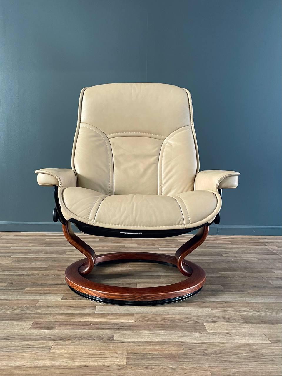 Contemporary Ekornes Stressless Beige Leather Reclining Swivel Lounge Chair with Ottoman