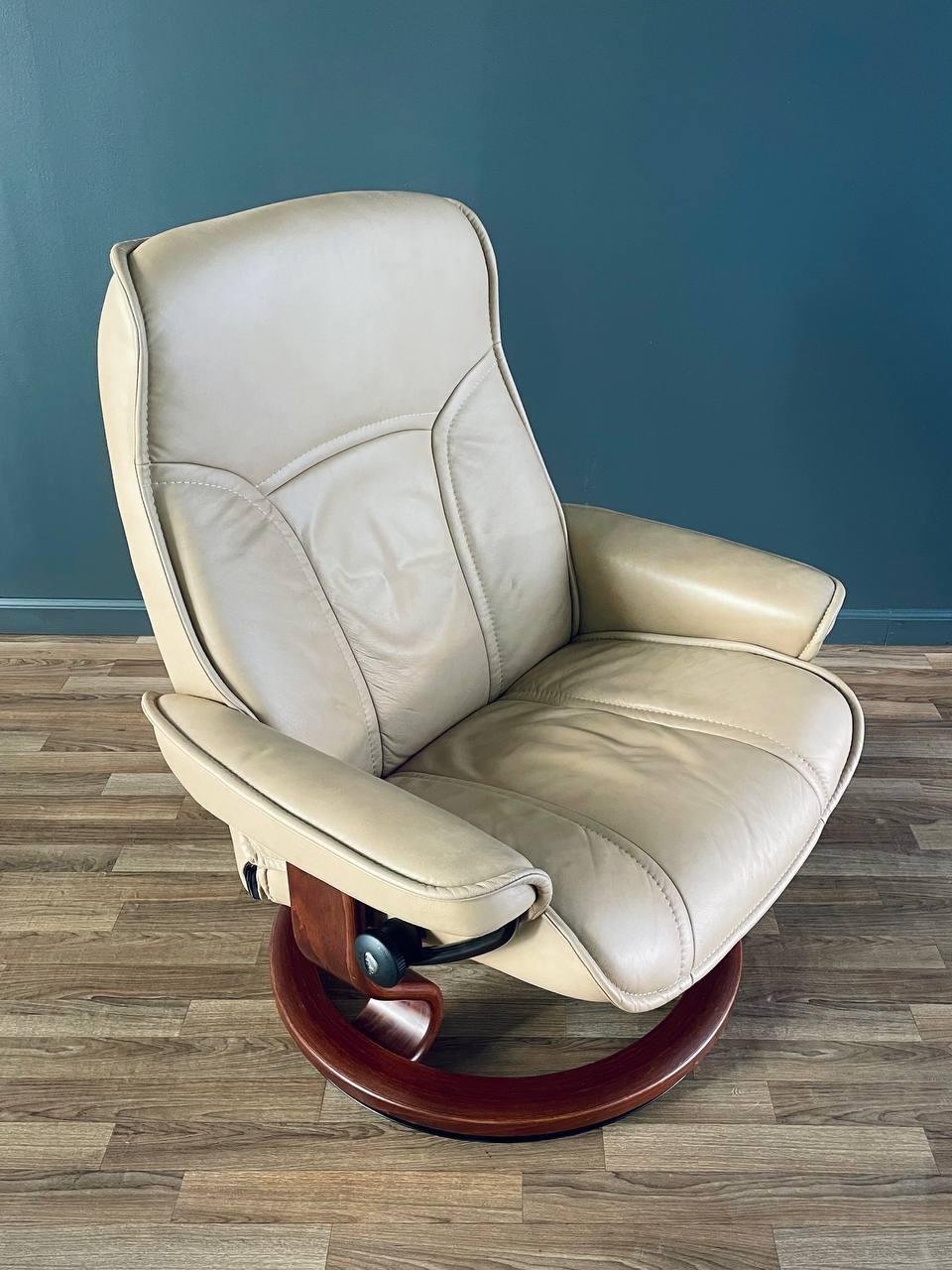 Ekornes Stressless Beige Leather Reclining Swivel Lounge Chair with Ottoman 1