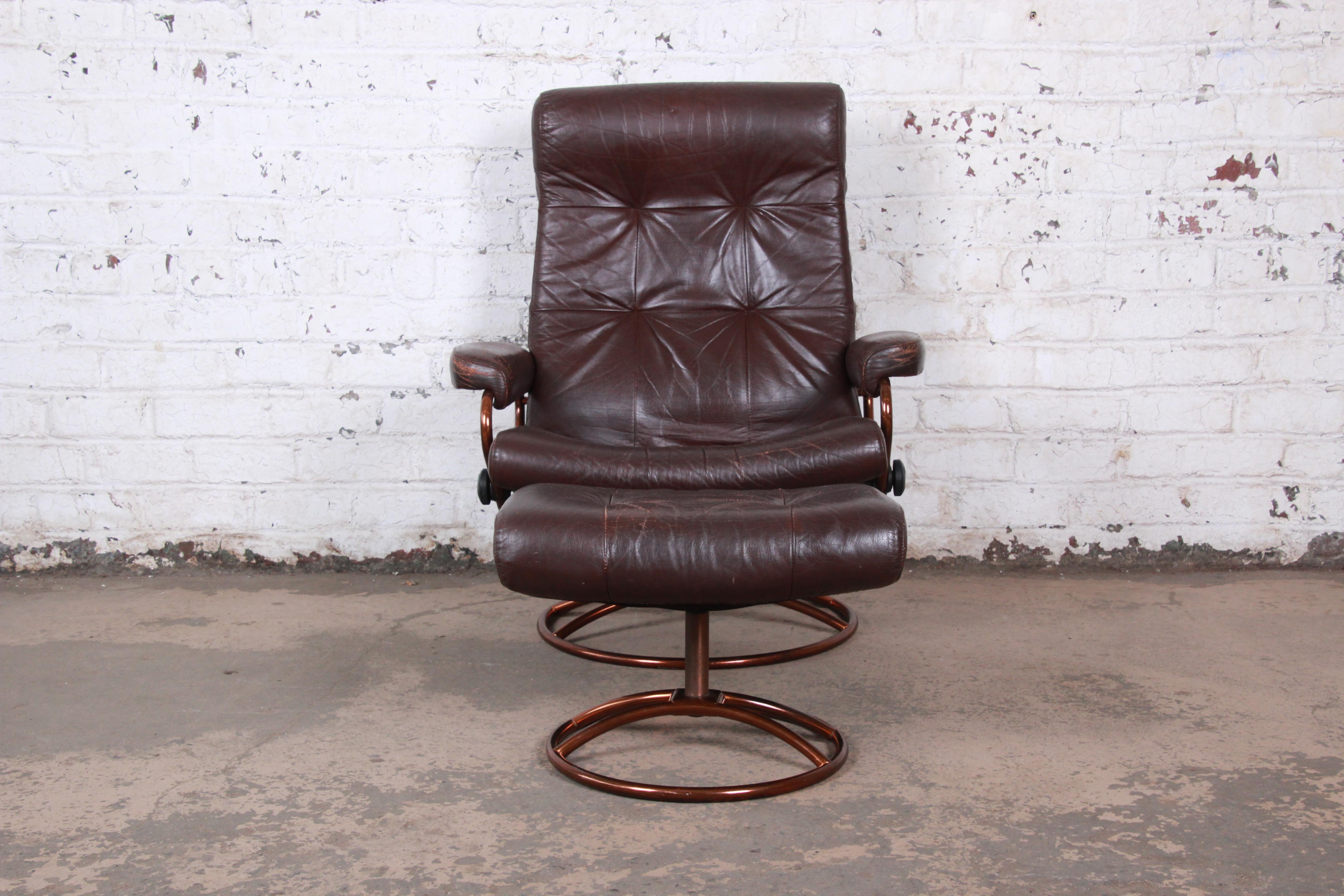 Mid-Century Modern Ekornes Stressless Brown Leather Lounge Chair and Ottoman
