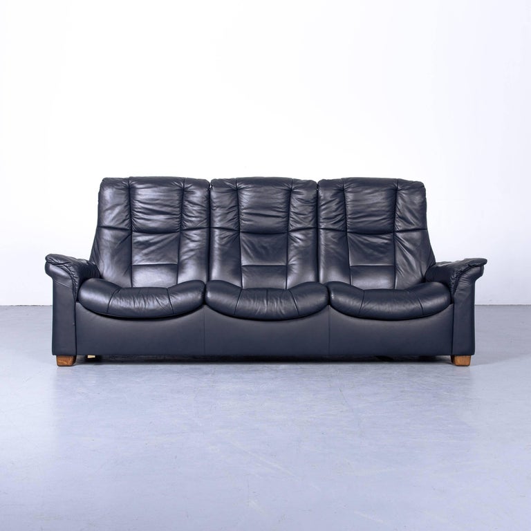 blue leather recliner chair contemporary ekornes stressless buckingham sofa and armchair set with blue leather modern recliner chair designer armchair sofa set blue leather blue leather recliner chair contemporary ekornes stressless buckingham sofa and armchair set with blue leather modern recliner chair designer armchair sofa set blue leather