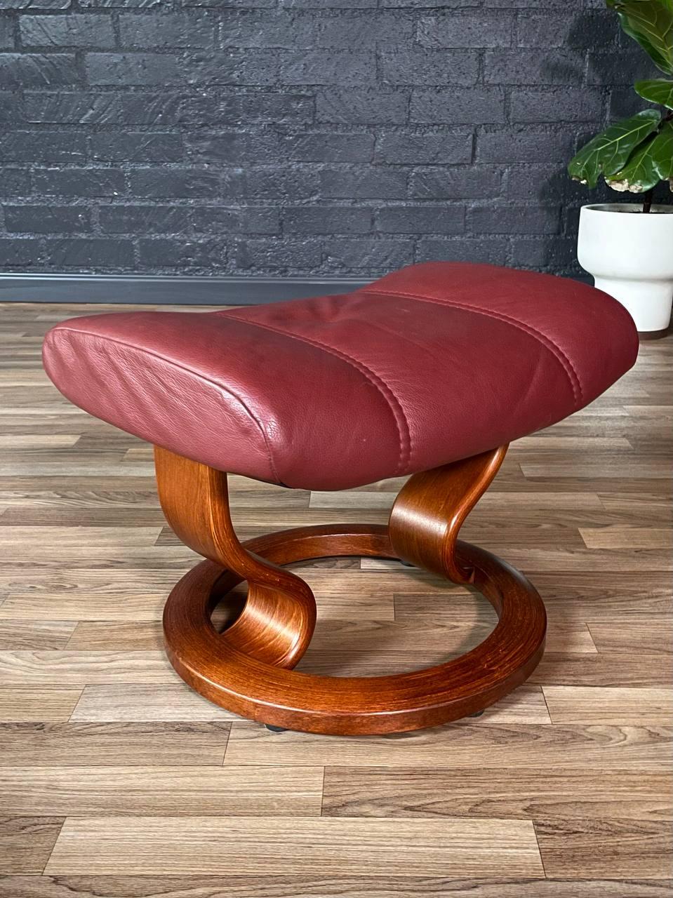 Ekornes Stressless Burgundy Leather Reclining Swivel Lounge Chair w/ Ottoman For Sale 1