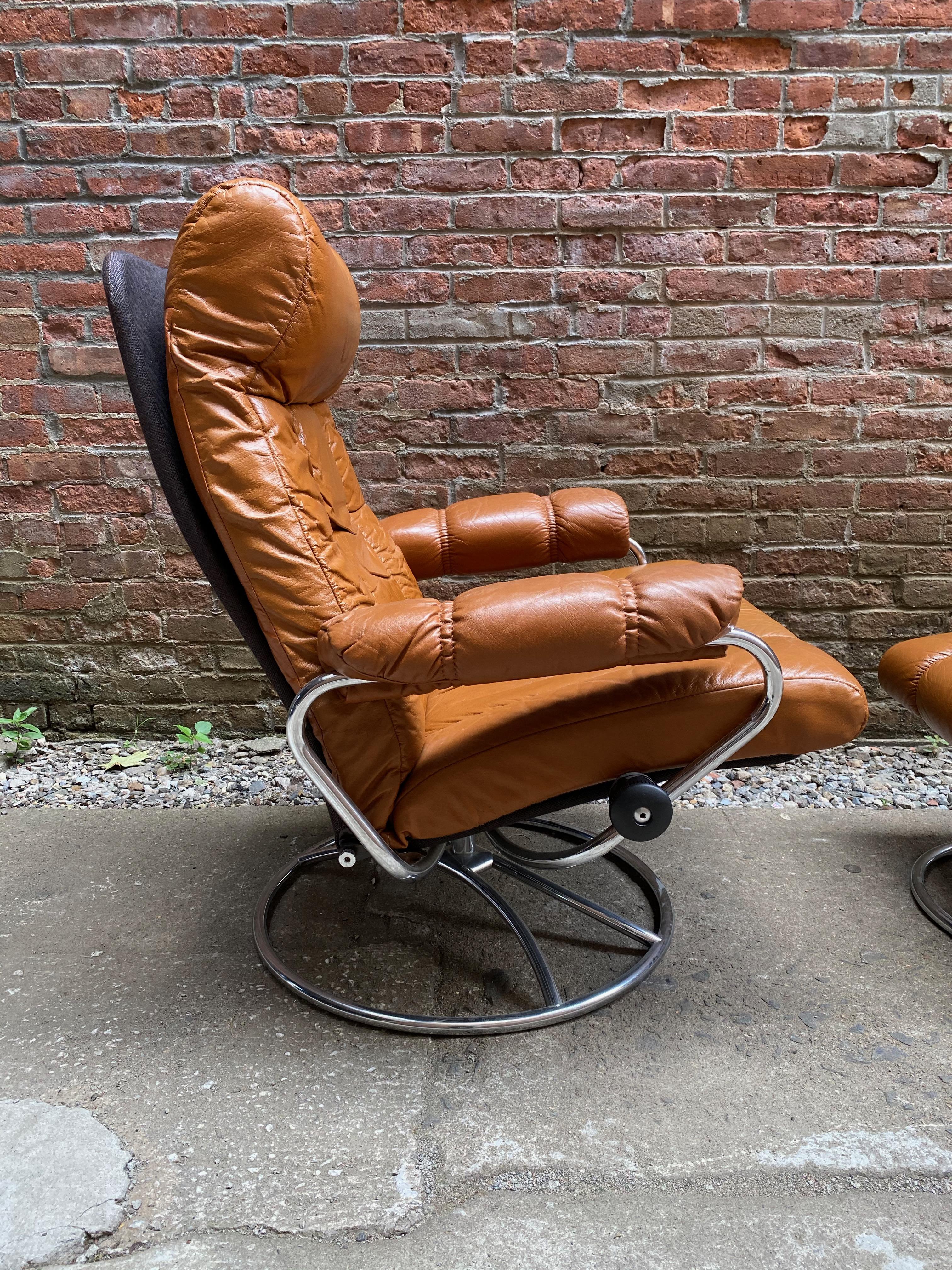 butterscotch leather recliner