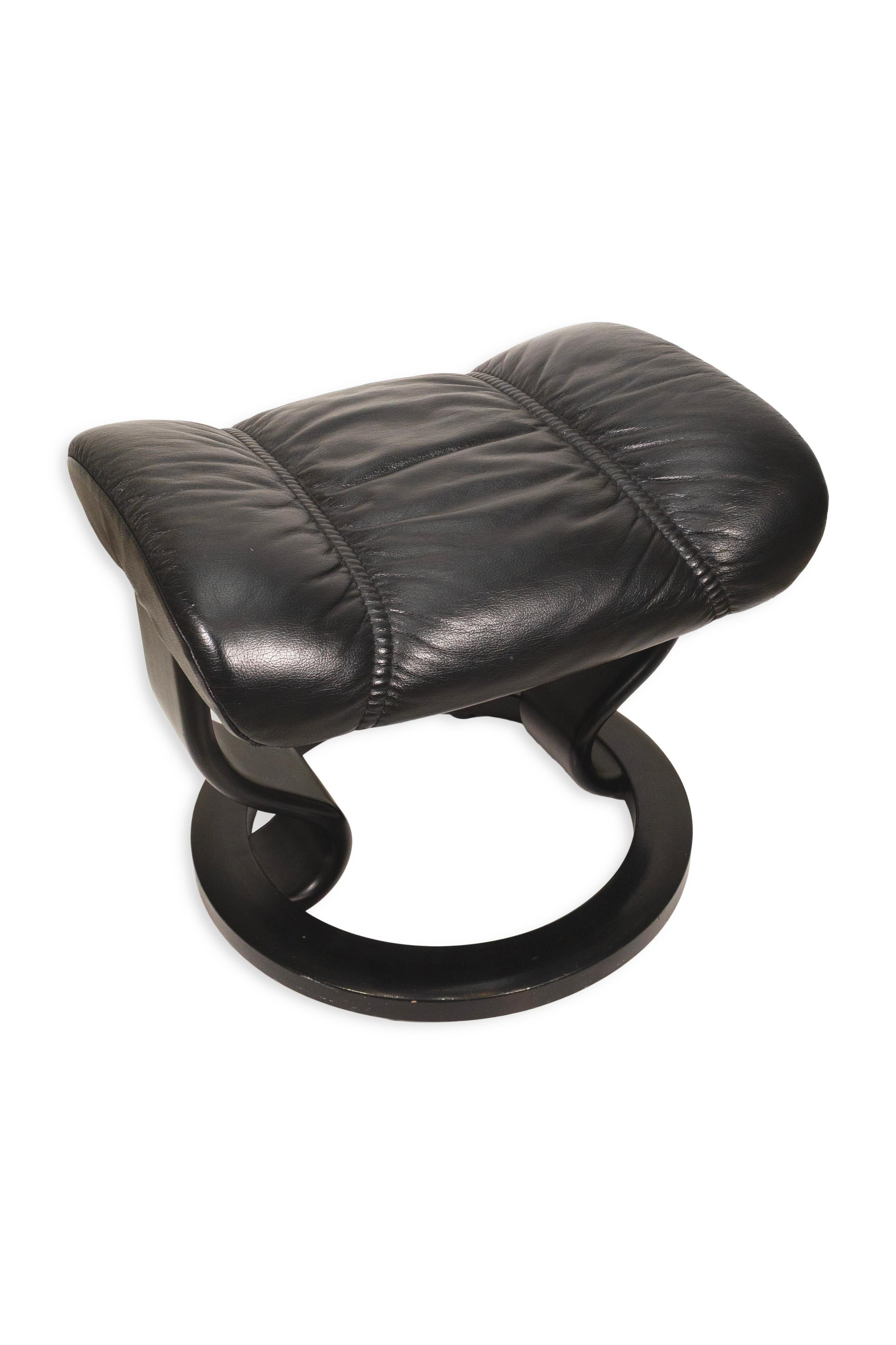Ekornes Stressless Danish Black Leather Swivel Lounge Chair with Ottoman For Sale 6
