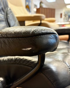 Ekornes Stressless Danish Black Leather Swivel Lounge Chair mit Ottoman