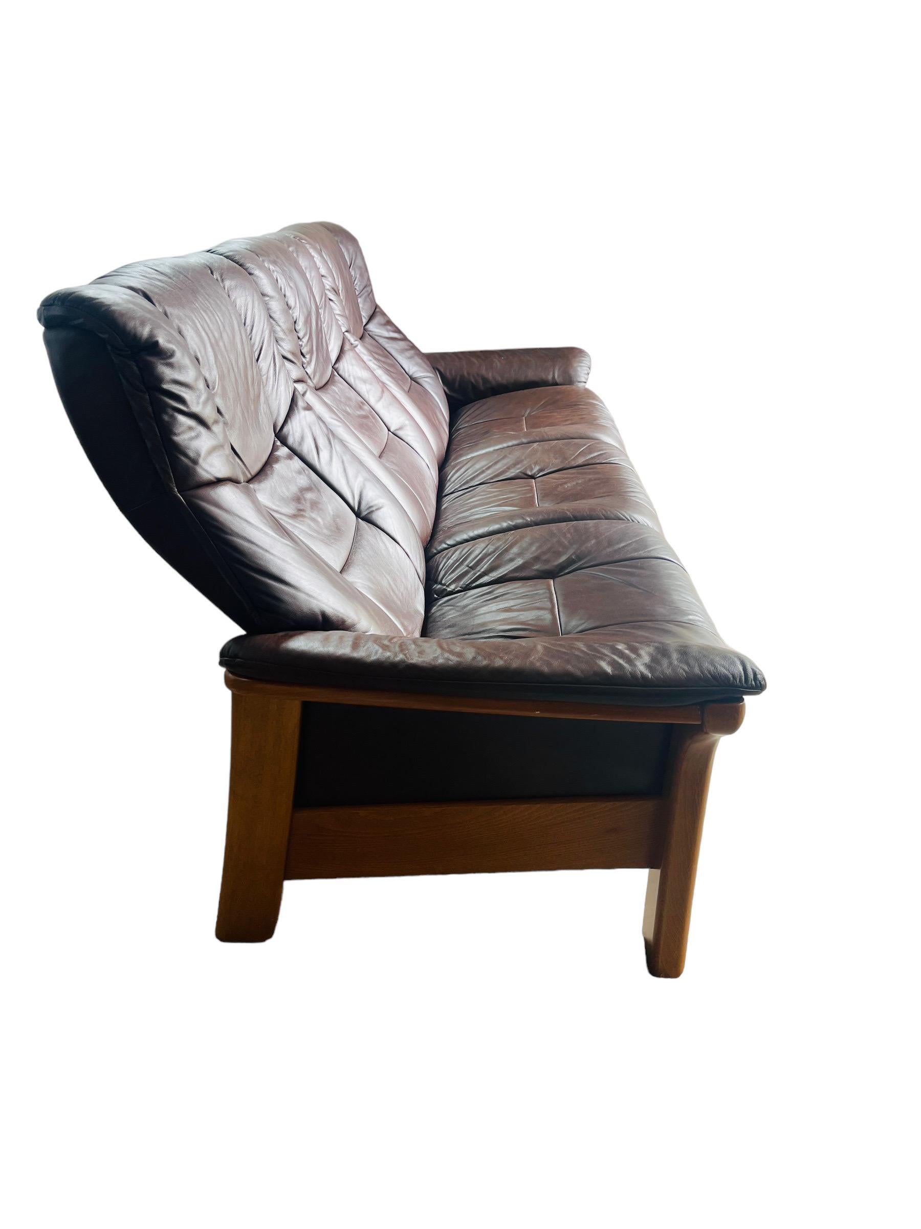 Ekornes Stressless Leather Sofa  4