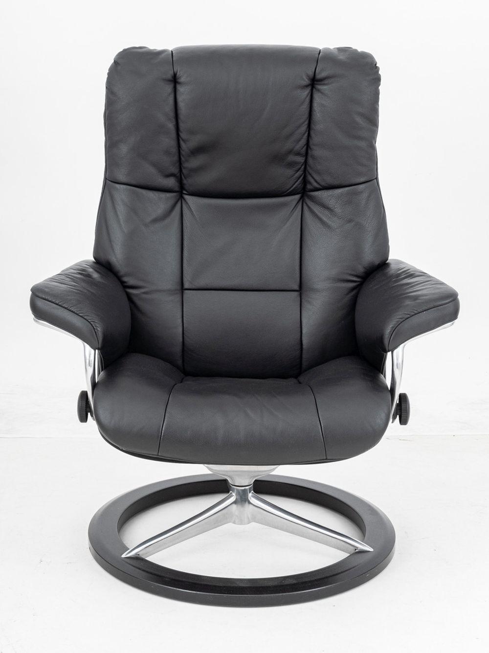 XXIe siècle et contemporain Ekornes Stressless - Chaise longue et pouf en vente