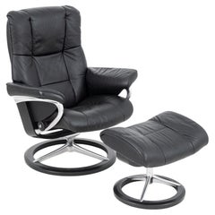 Aluminum Lounge Chairs