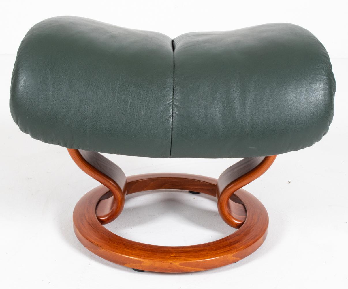 Ekornes Stressless Magic Lounge Chair & Ottoman For Sale 10