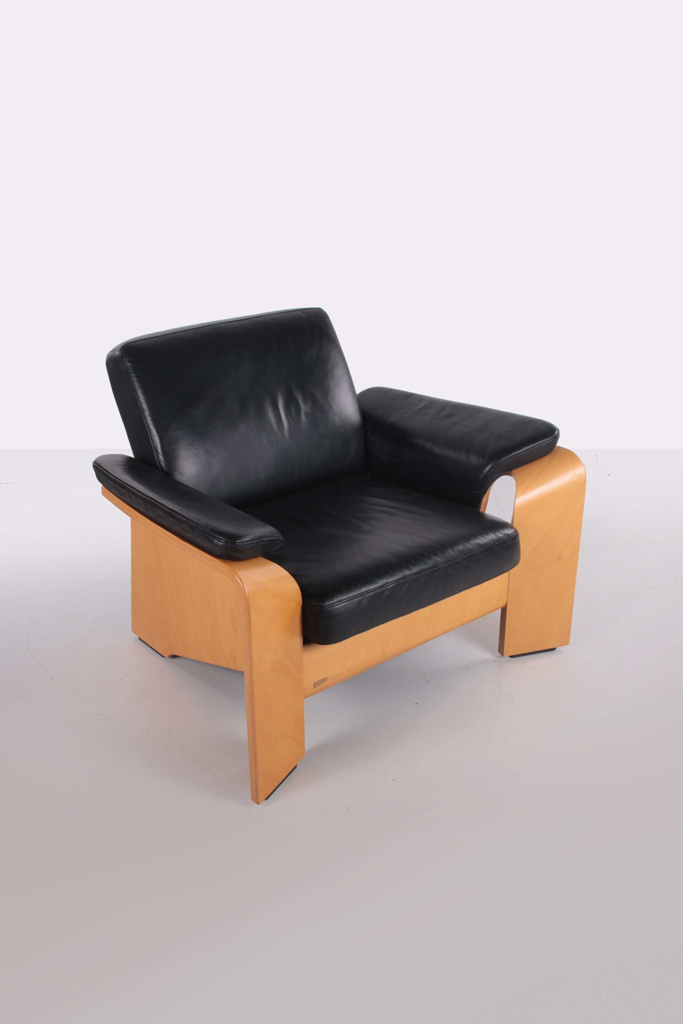 scandinavian leather recliner