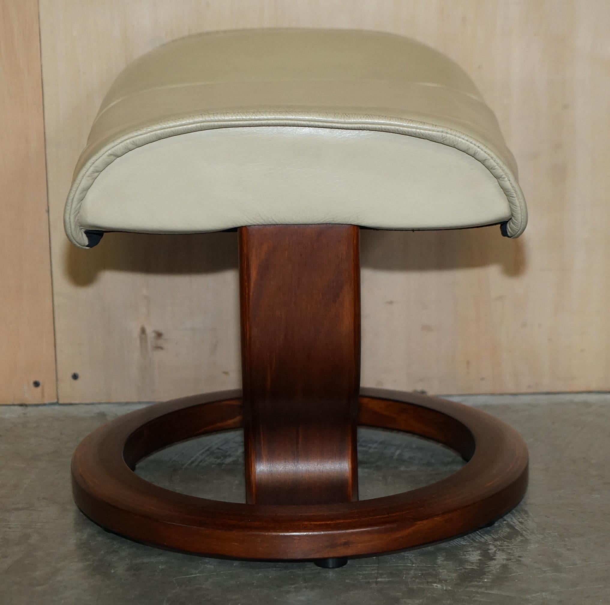 Ekornes Stressless Recliner Leather Swivel Footstool Ottoman Cream Leather 4