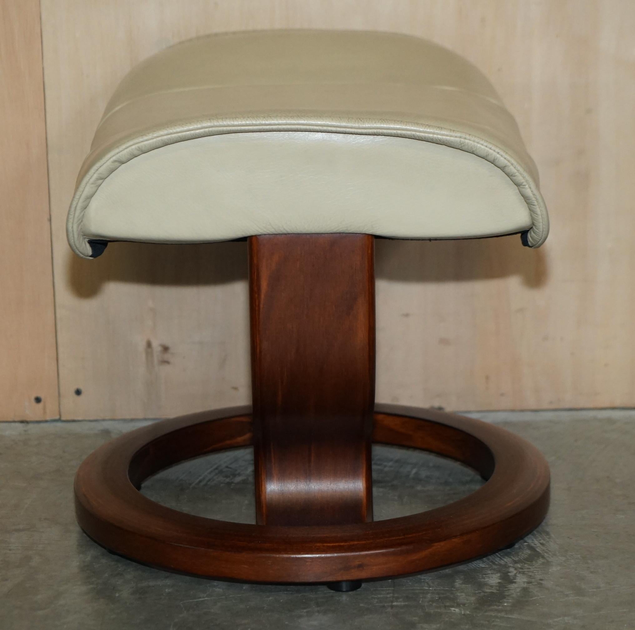 Ekornes Stressless Recliner Leather Swivel Footstool Ottoman Cream Leather 5