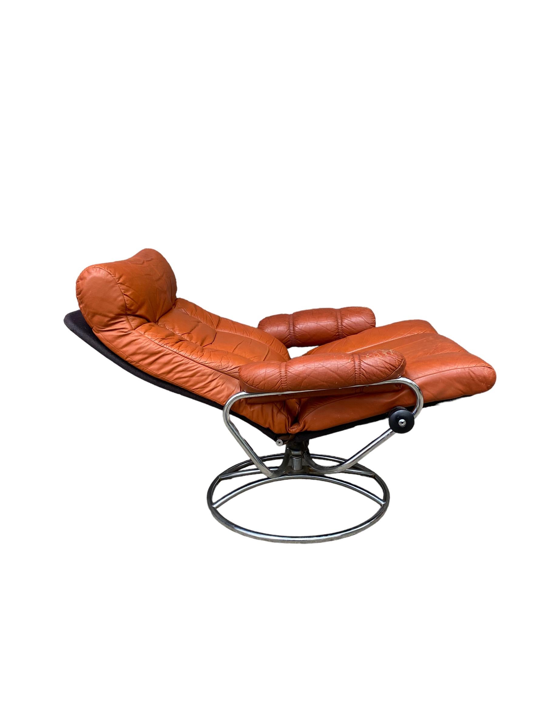 Ekornes Stressless Reclining Lounge Chair and Ottoman 2