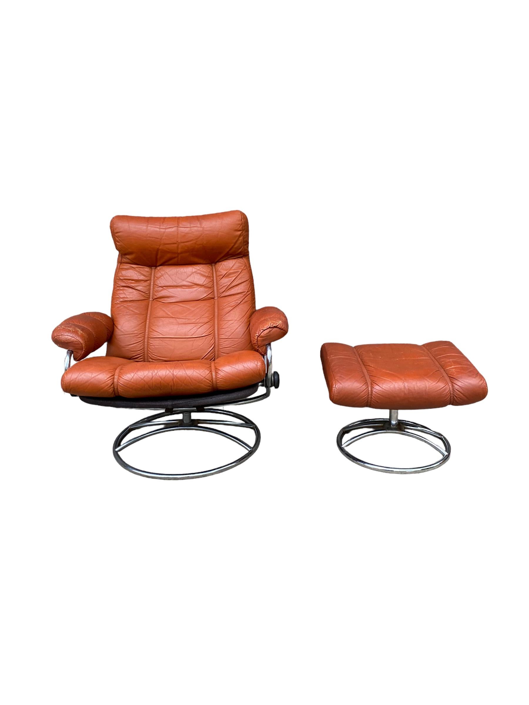 ekornes chair and ottoman
