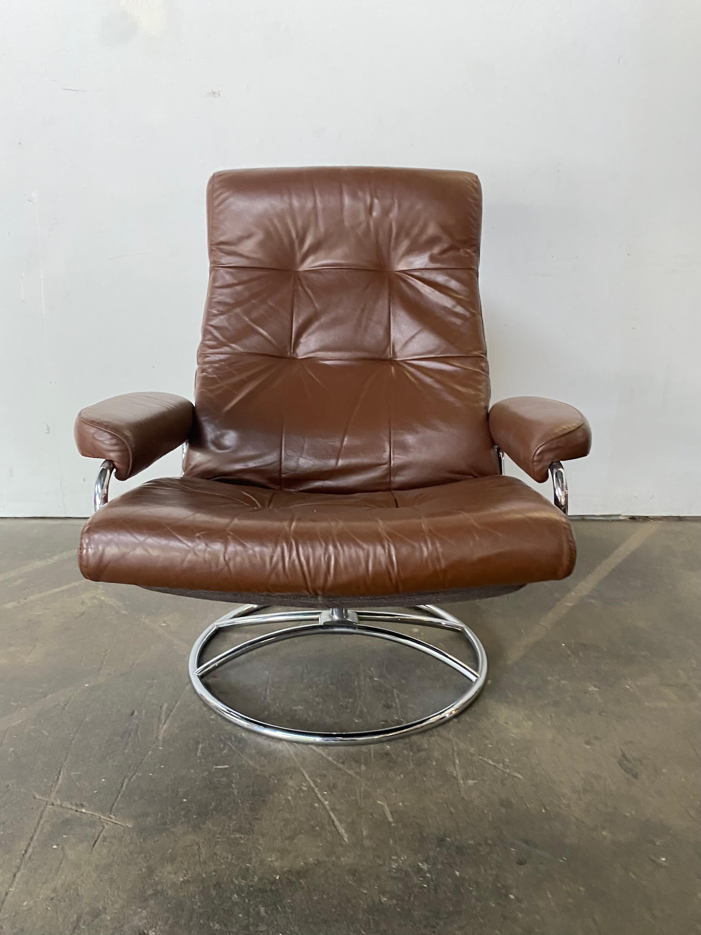 Norwegian Ekornes Stressless Reclining Lounge Chair and Ottoman